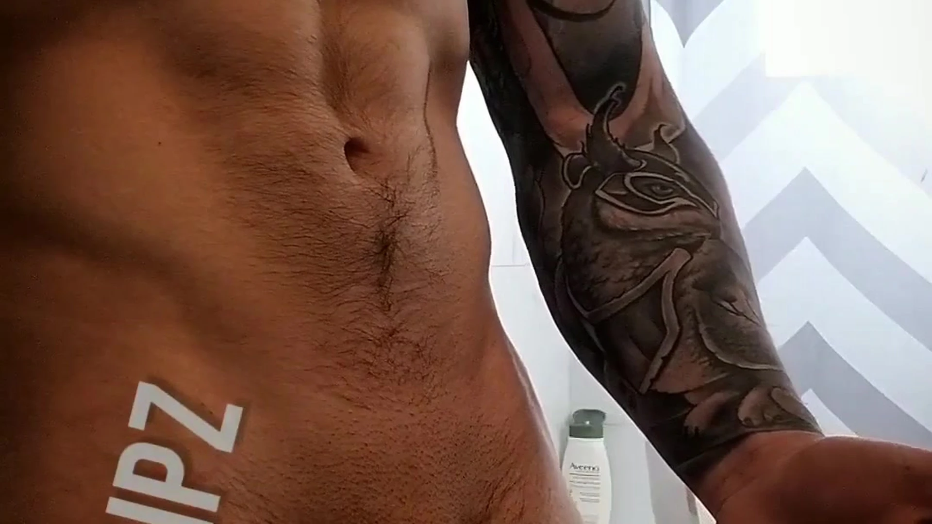 Epic cosplay Jakipz big pecs
