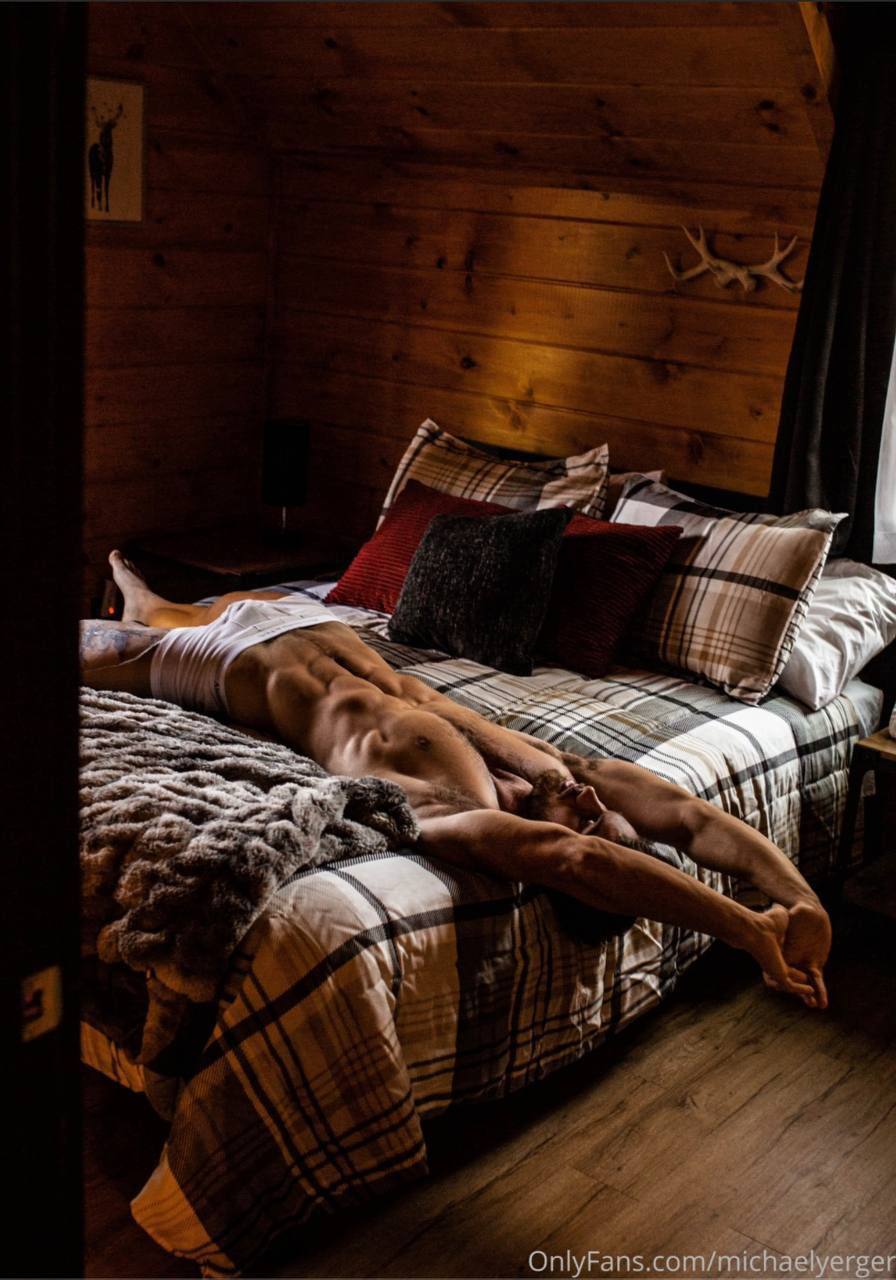 Epic slutty boy bitch reality tv show survivor michaelyerger leaked onlyfans pic