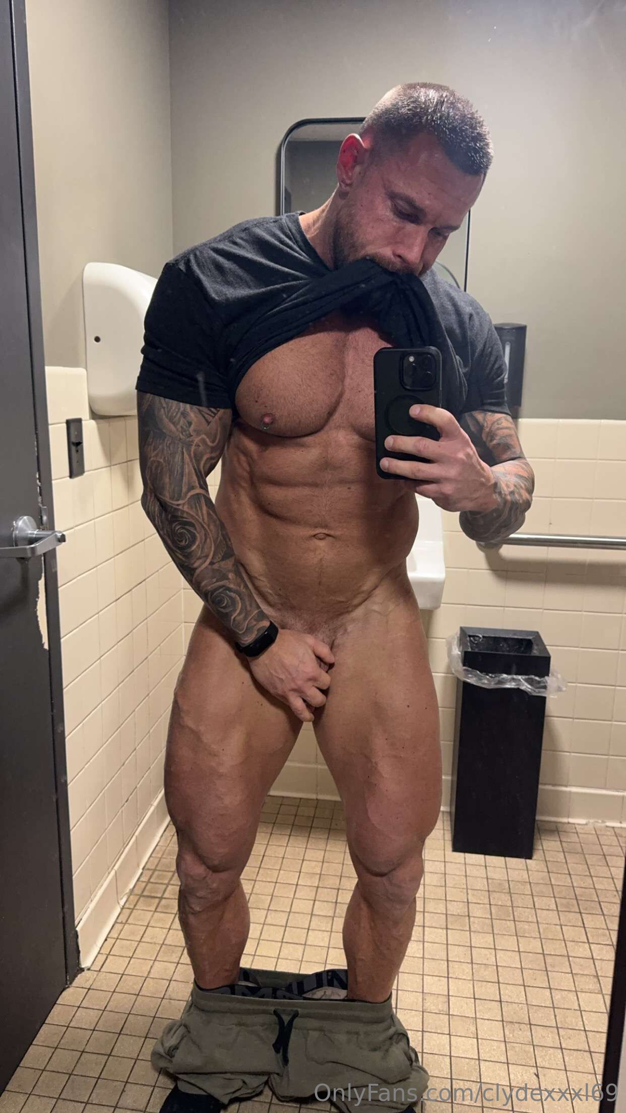 Epic cum dumpster ripped clydexxxl69 onlyfans leaked pics video full