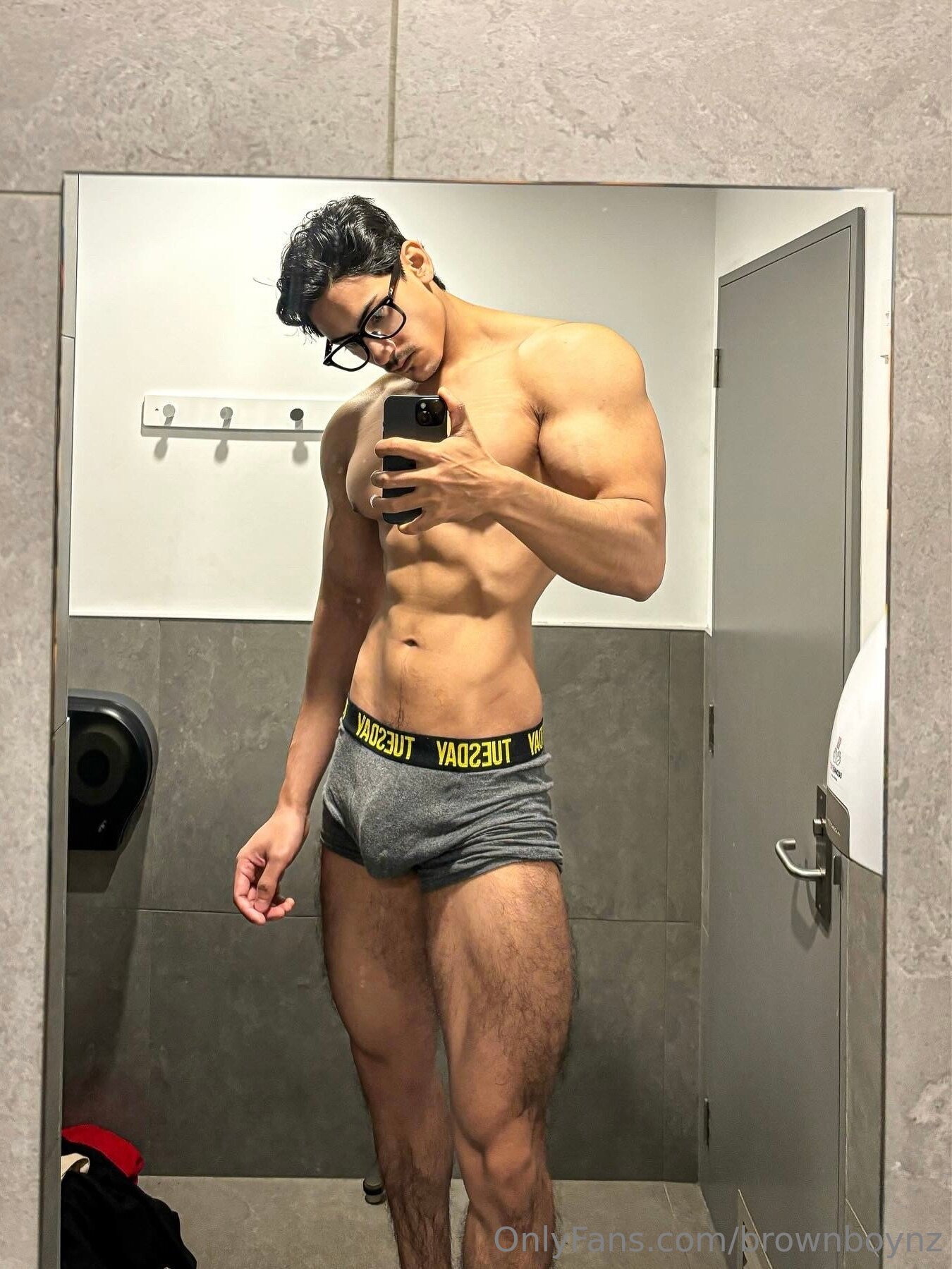 Epic stud brownboyfitt nude porn leak
