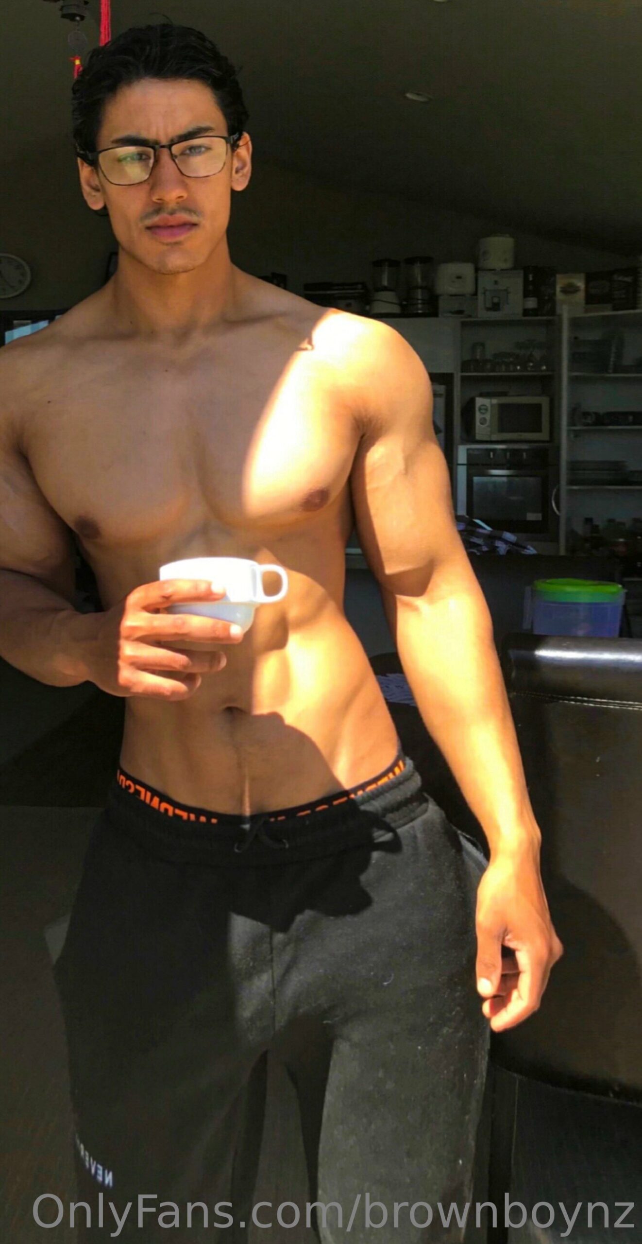 Maori Suj Khadka big pecs