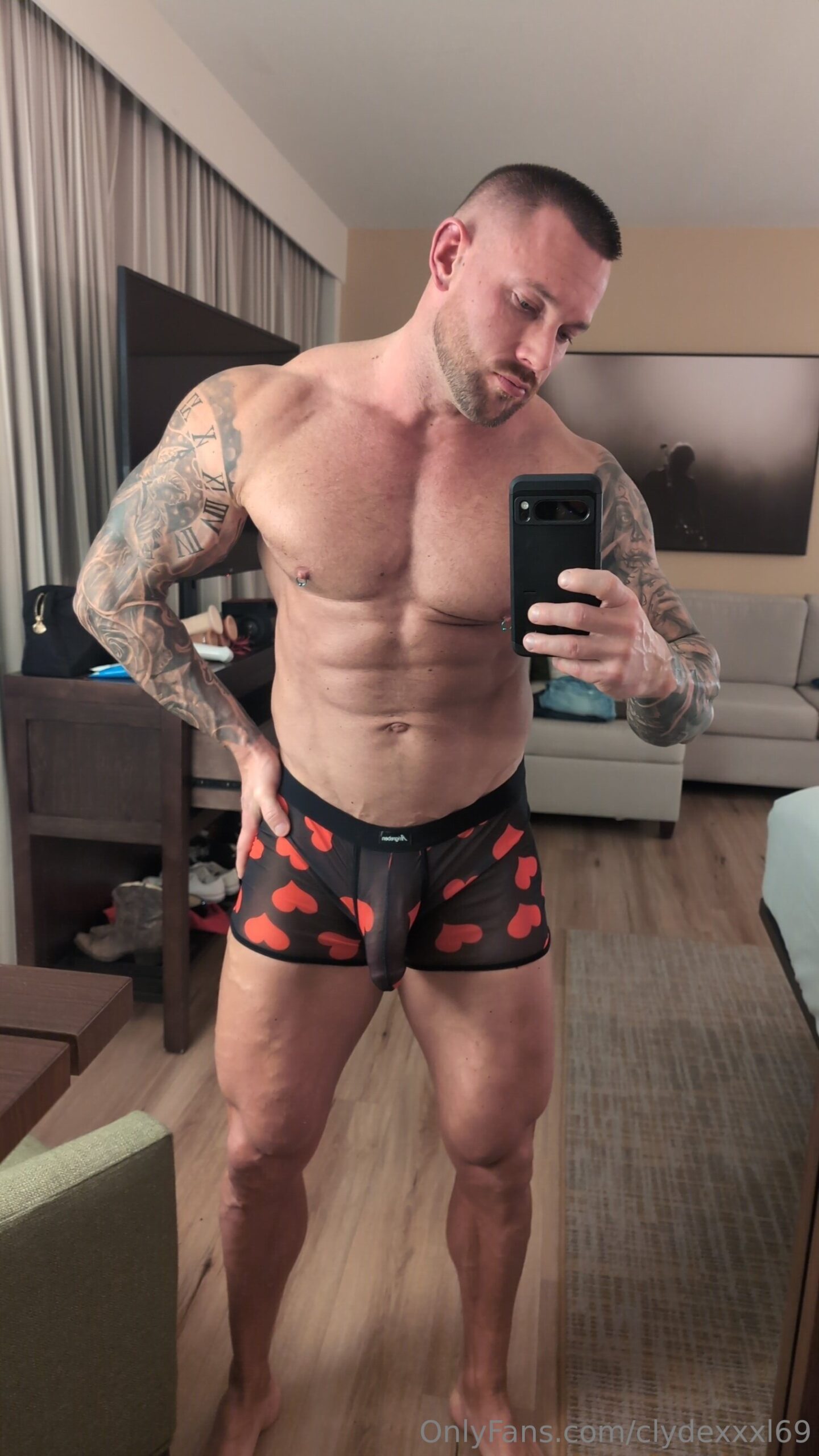 sexy muscle god clydexxxl69 onlyfans nude Exposed