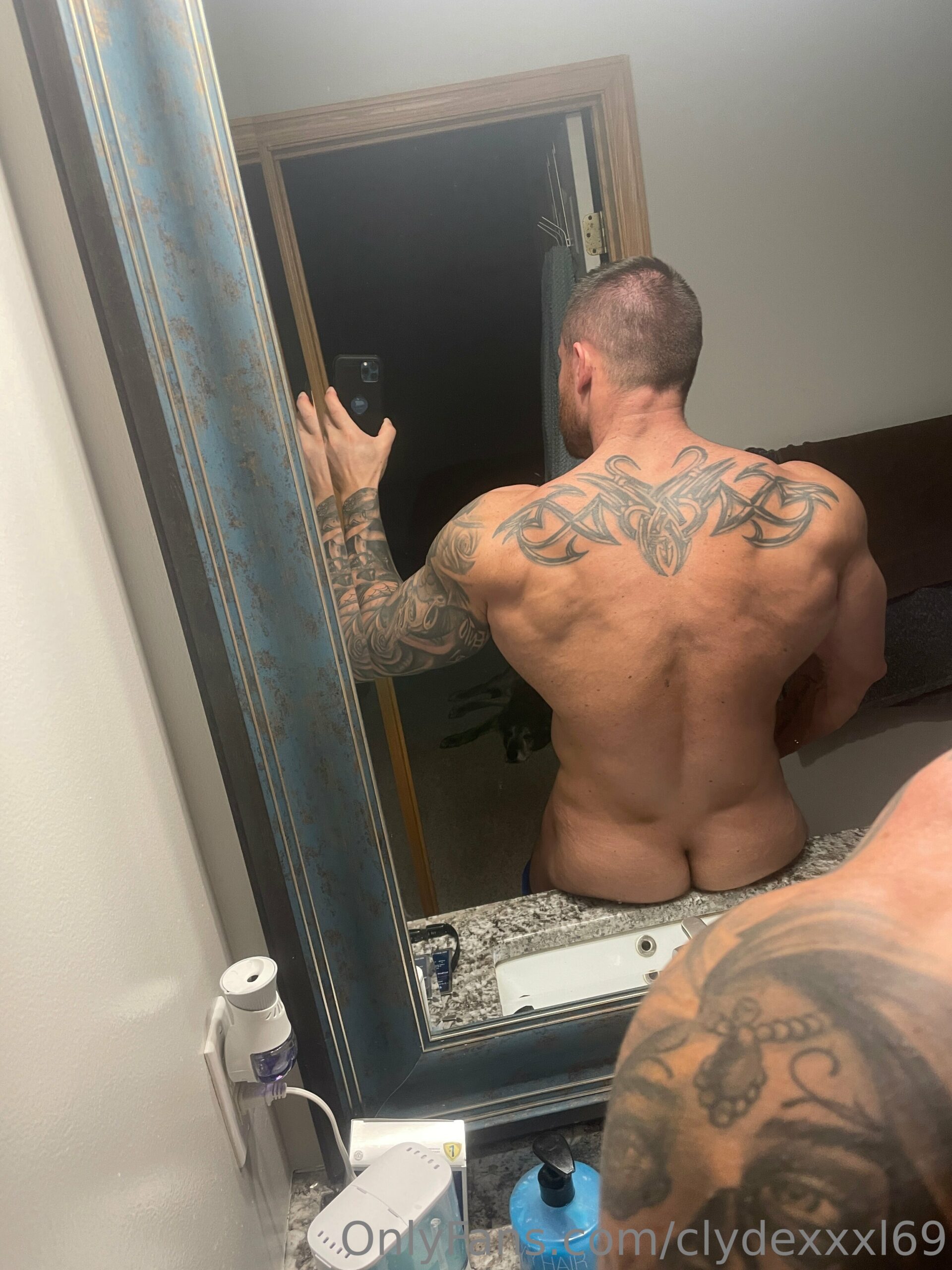 Sincere muscle god clydexxxl69 sex Sensational