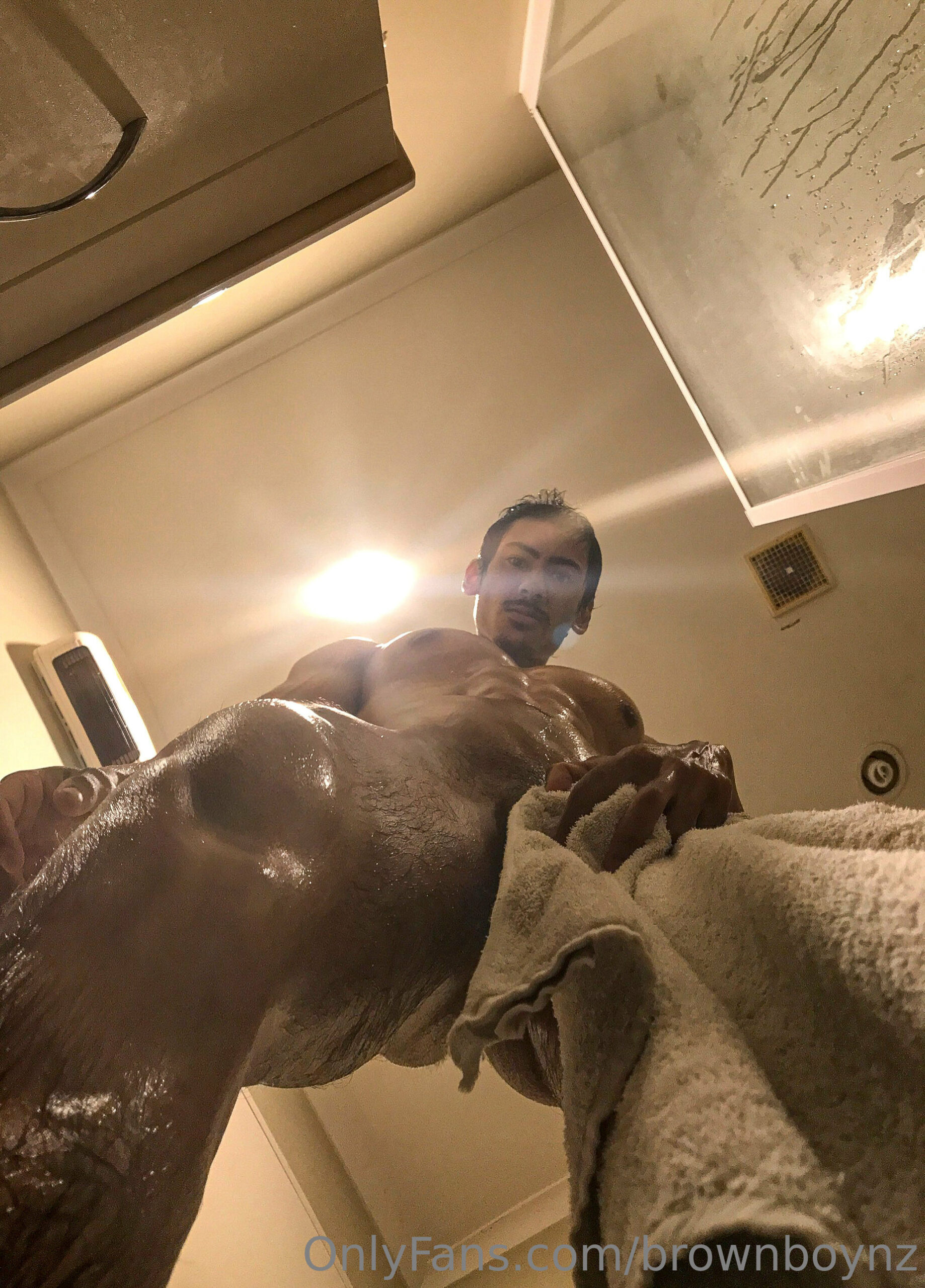 Sensational kiwi Suj Khadka nude onlyfans