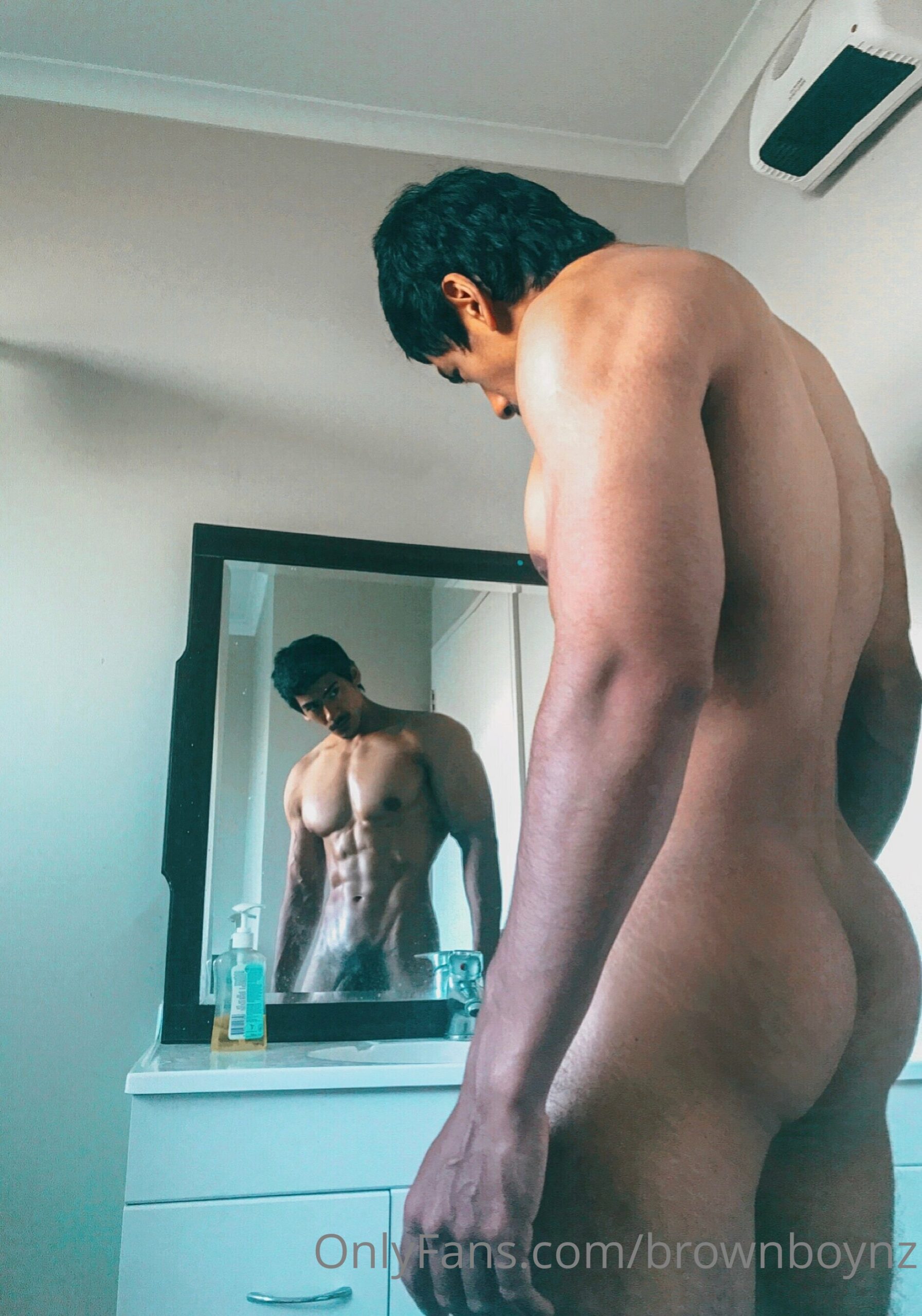 Exposed hunky stud Suj Khadka onlyfans leaked