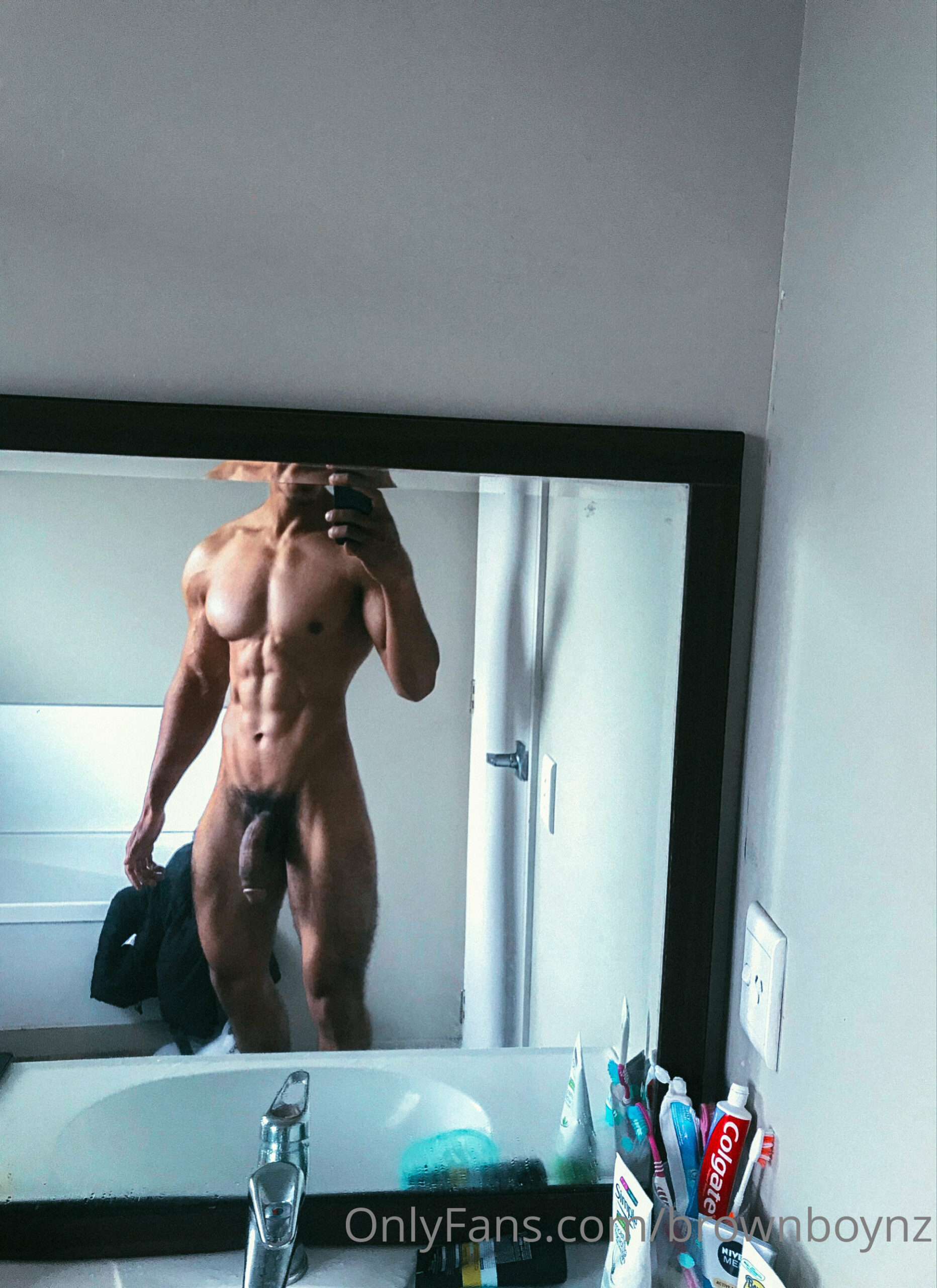 kiwi Brownboynz masturbating Sensational