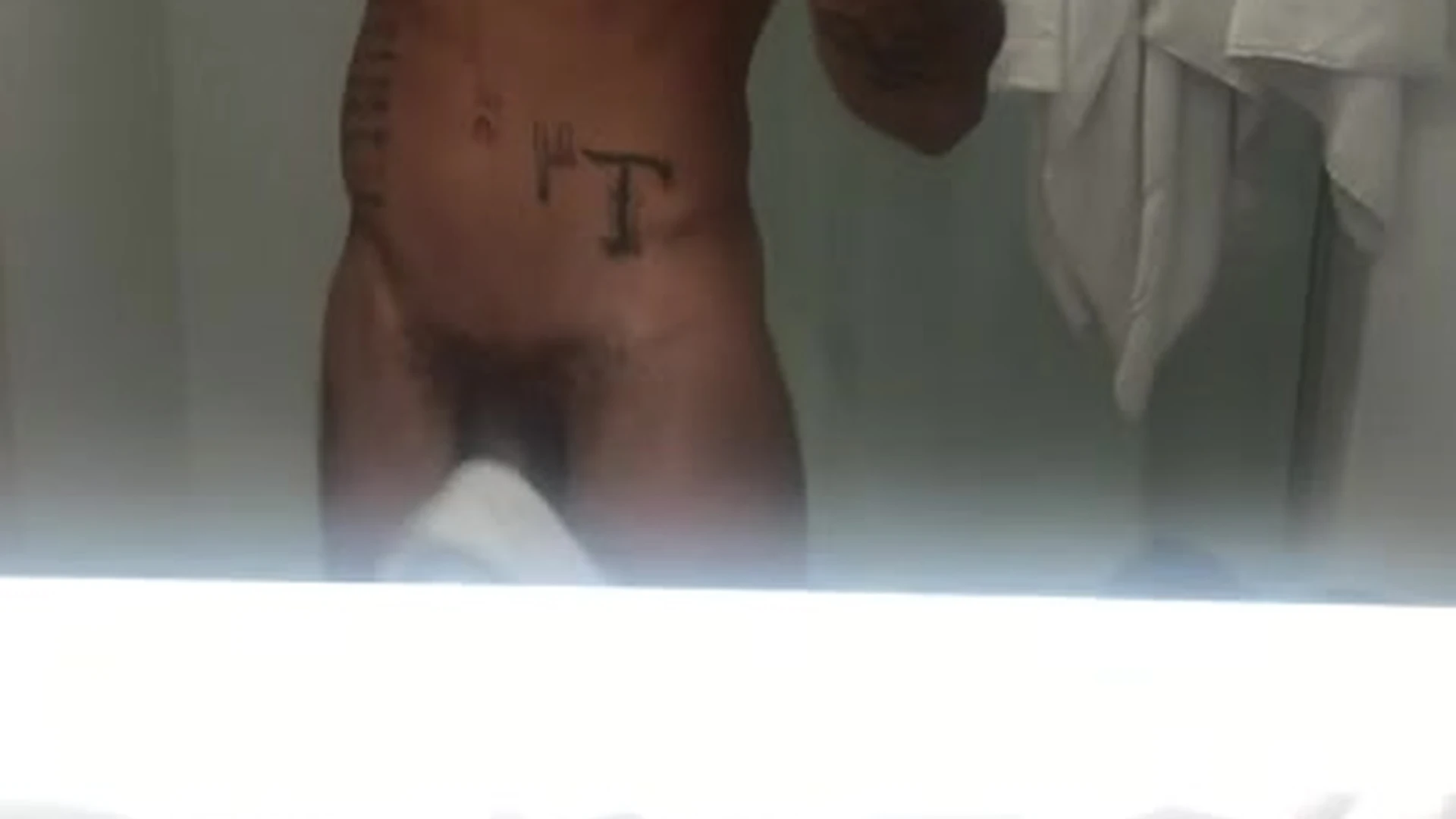 Flashman Wade dallaswade   Vacation nudes lol i get home tomorrow ;) so even more good stuff cummin  lowering price