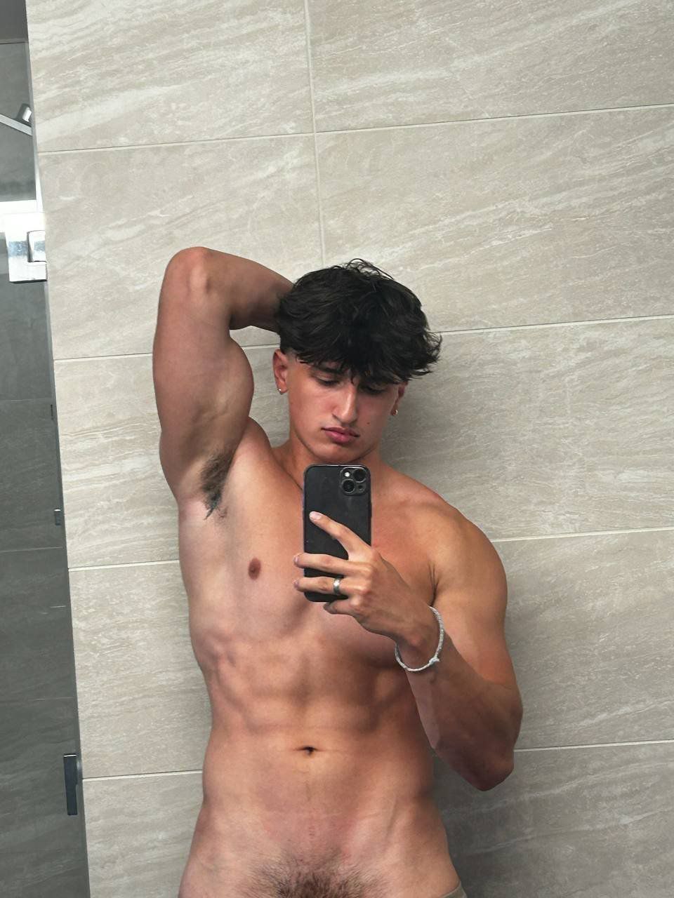 pretty stud bighuntz