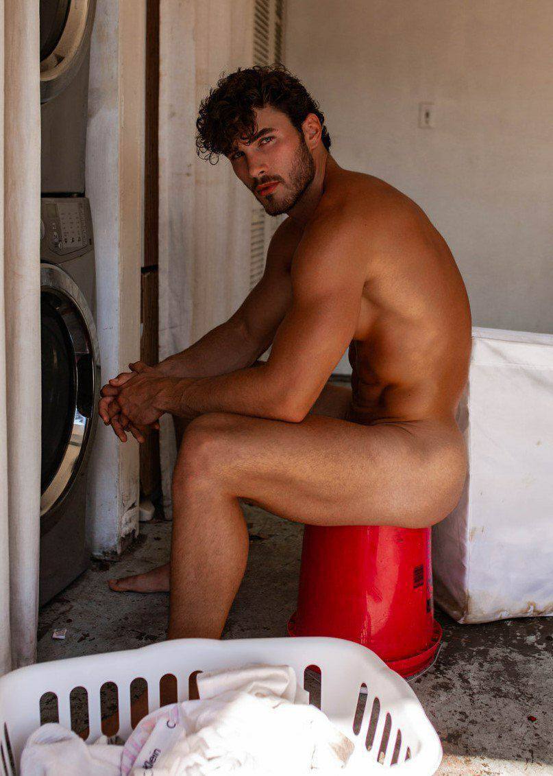Exposed manly survivor tv show Michael Yerger onlyfans nude gay slut Vid