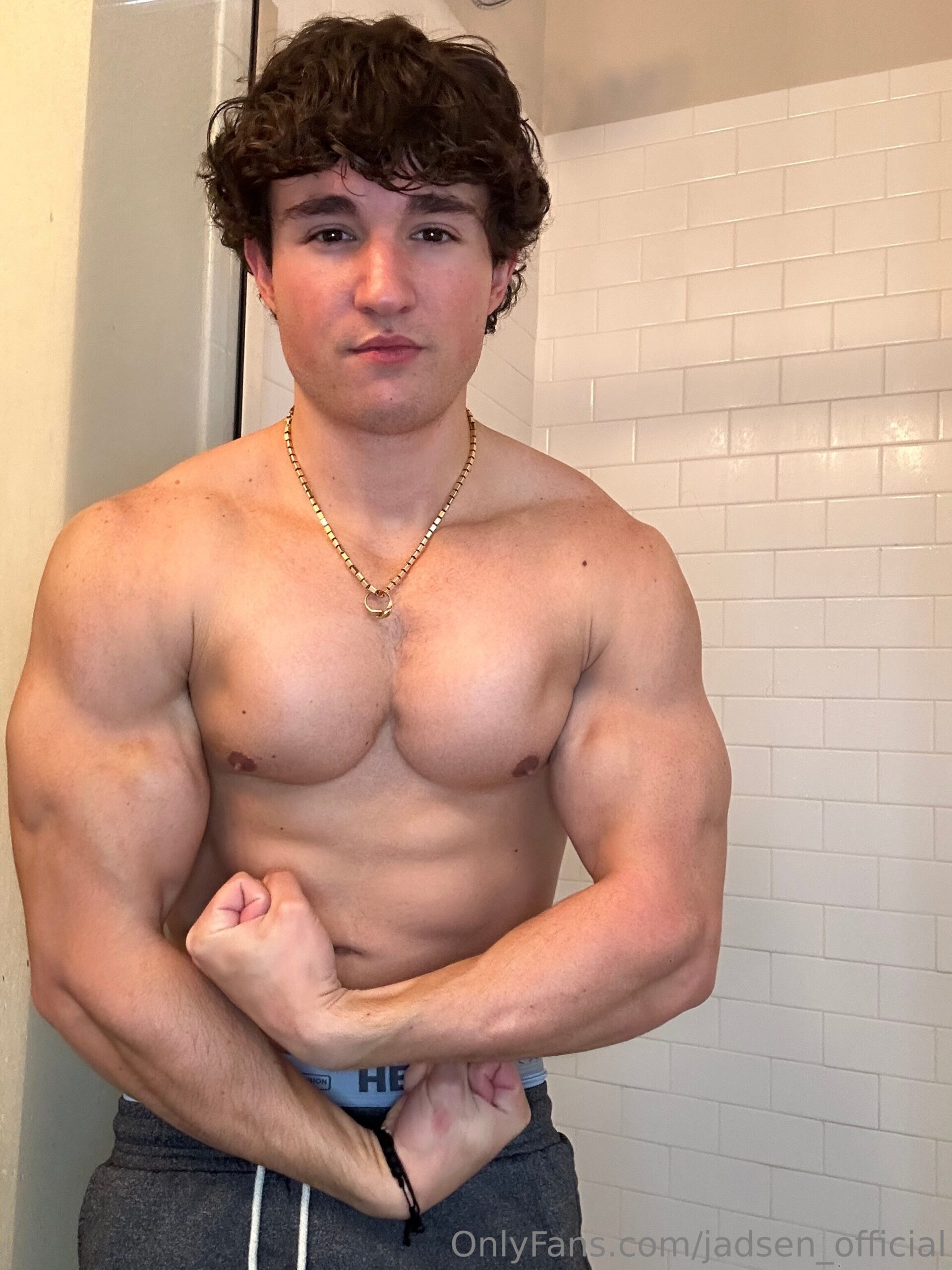 curly haired Jadsen onlyfans nude Exposed