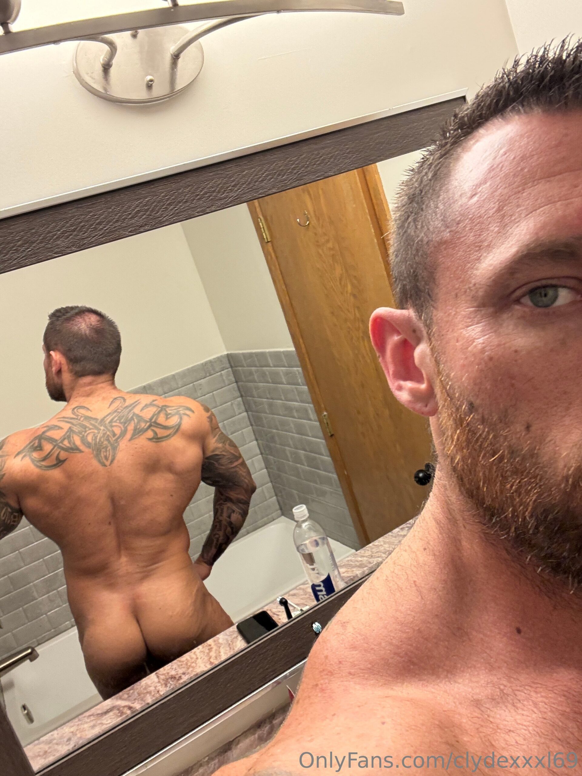 Exposed cum dumpster dad clydexxxl69 pic porn