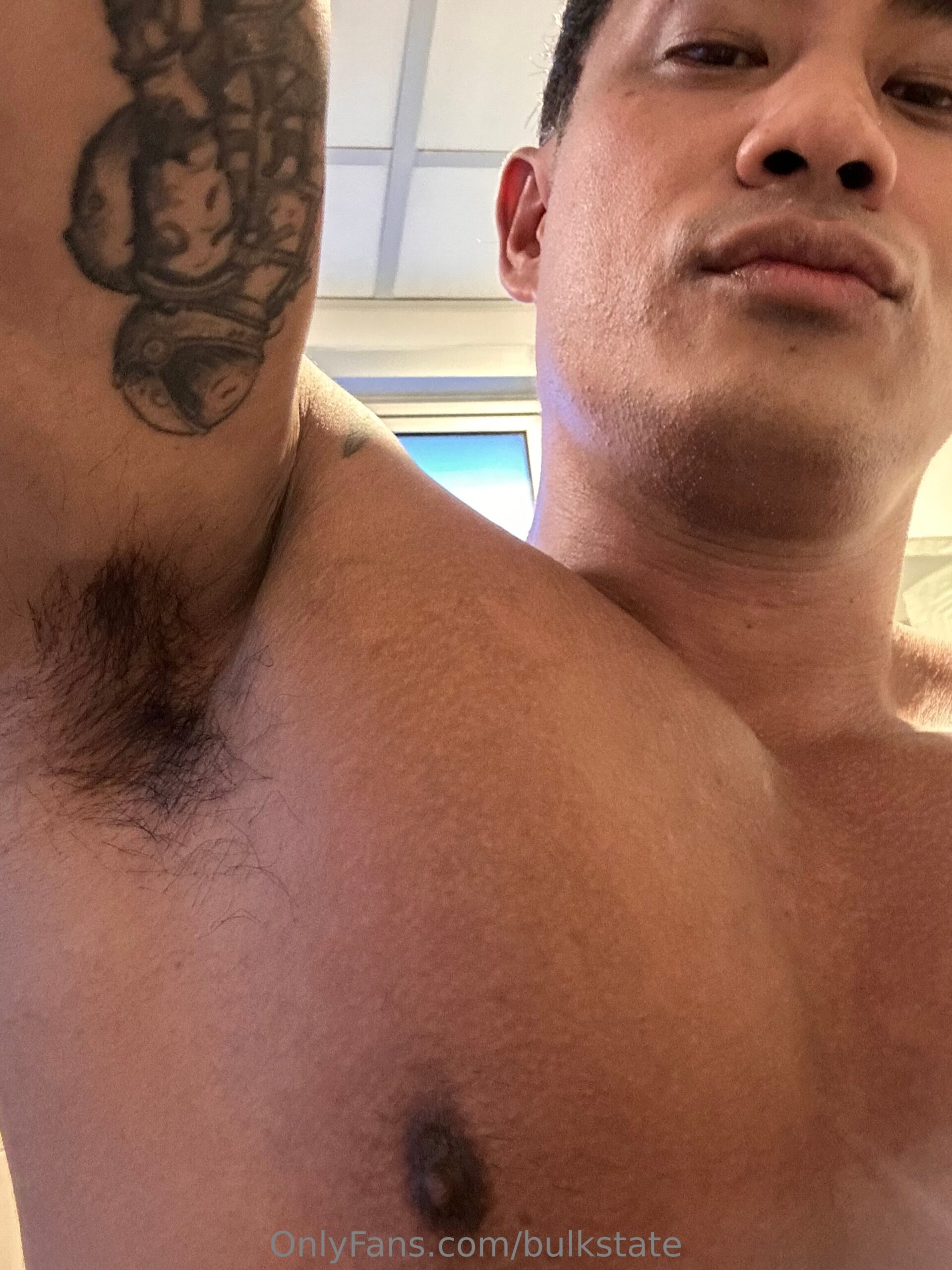 Captivating  wanking off beefy bulkstate cams