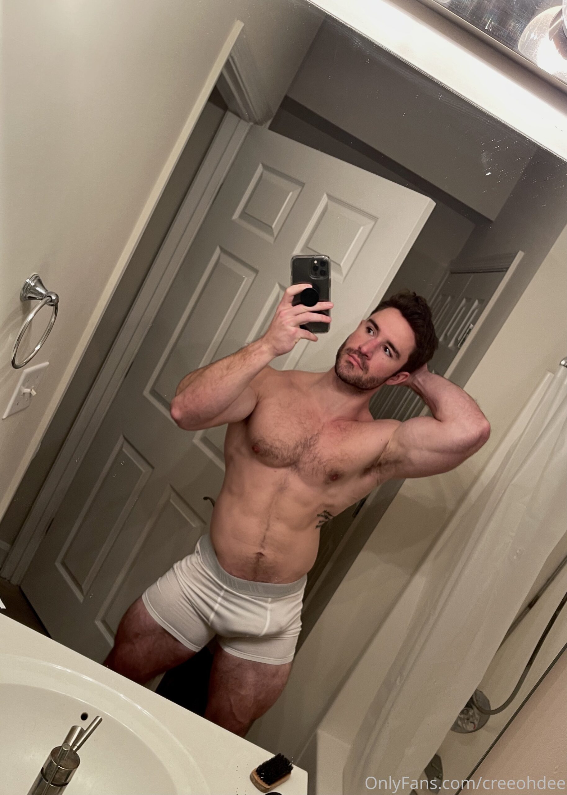 Sensational stud creeohdee Nudes
