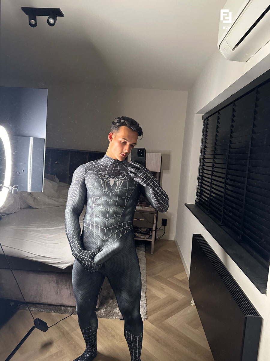 hot guy levysecrets Levy Van Wilgen XXX