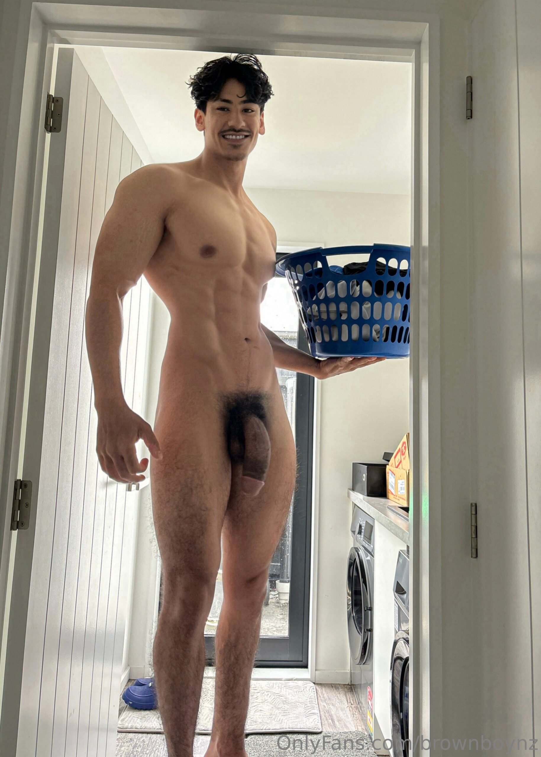 Sensational manwhore kiwi Brownboynz naked full vid