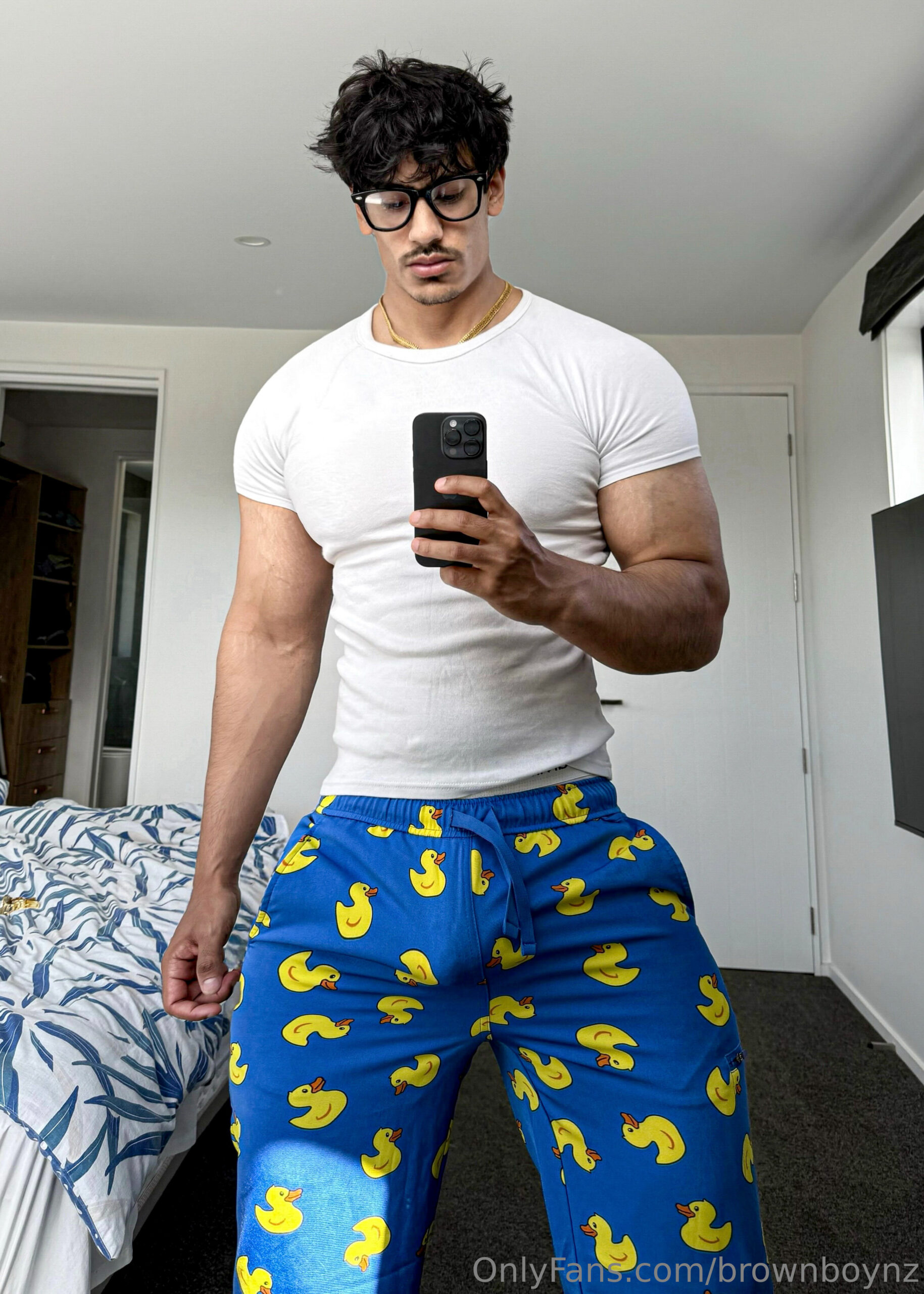hunky jerking off brownboyfitt_ Brownboynz Nude Patreon