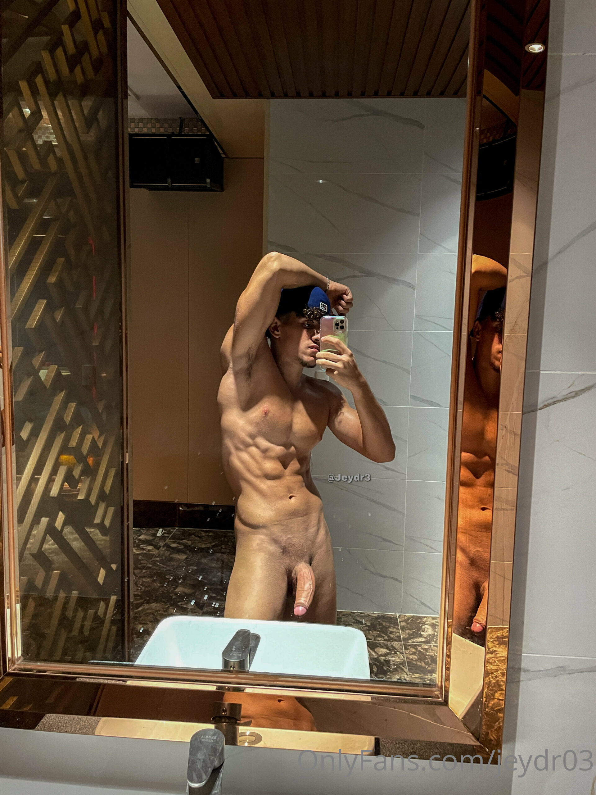 artistic breeding Papacito Papi Juancho cock