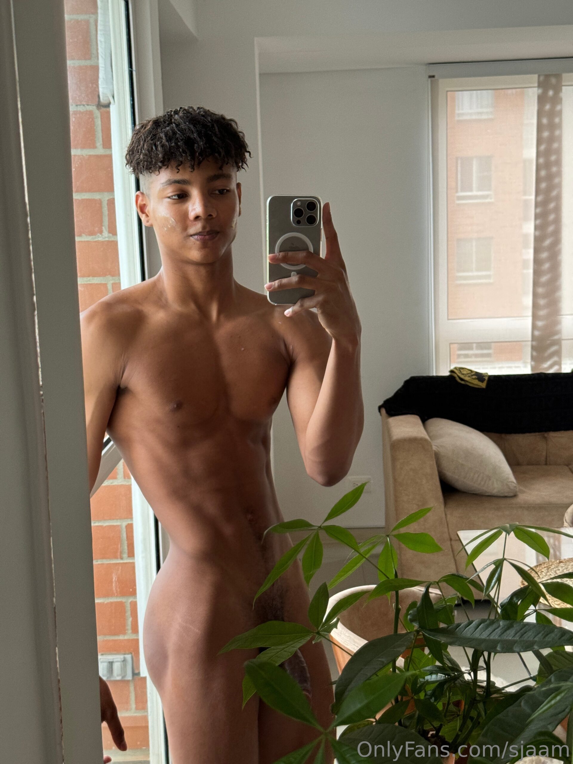 sexy hoe dildo play Jeffry Aranda onlyfans leak pic