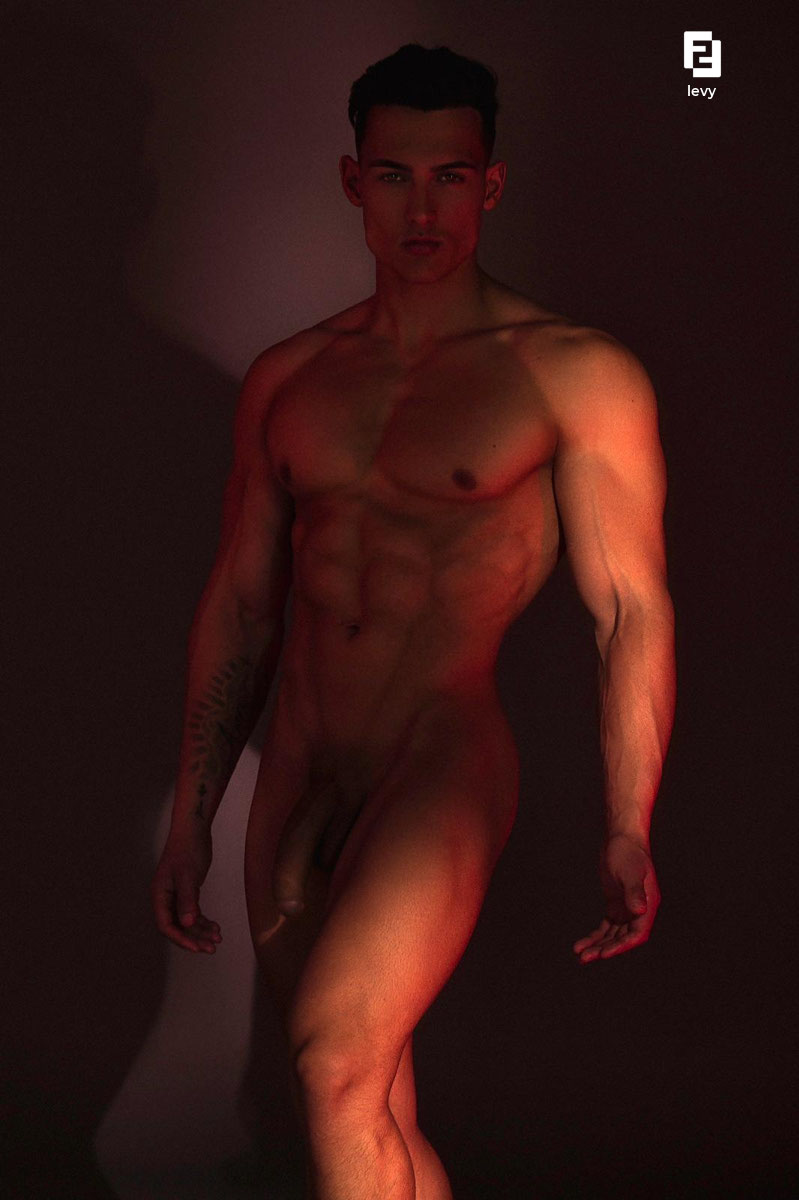 Tenacious jerking off DADDY levyvanwilgen