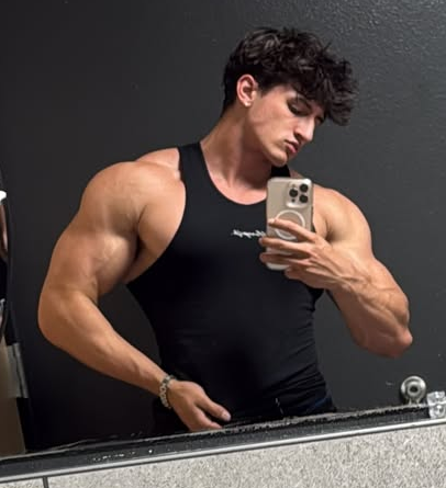 Exposed hunk Hunter Davis Leak release