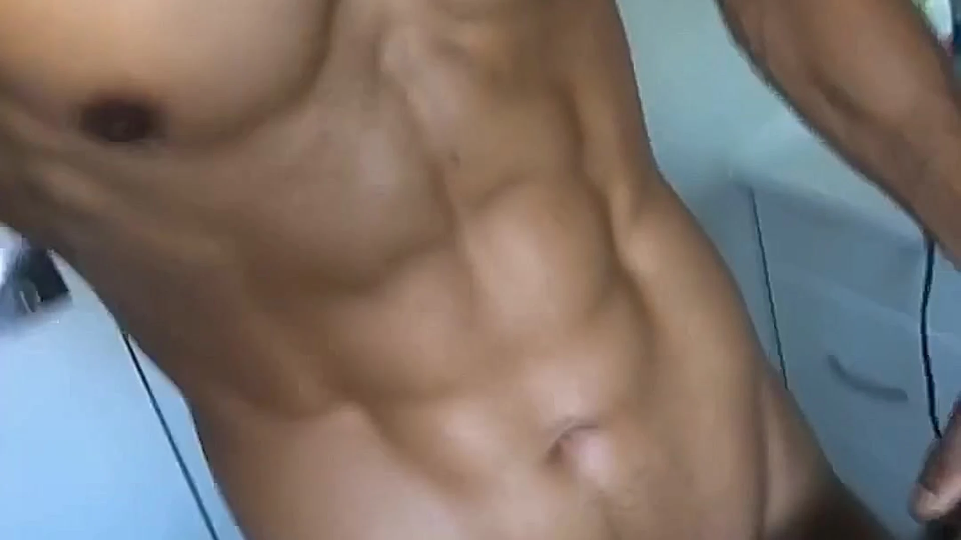 Exposed stud brownboyfitt nude pic