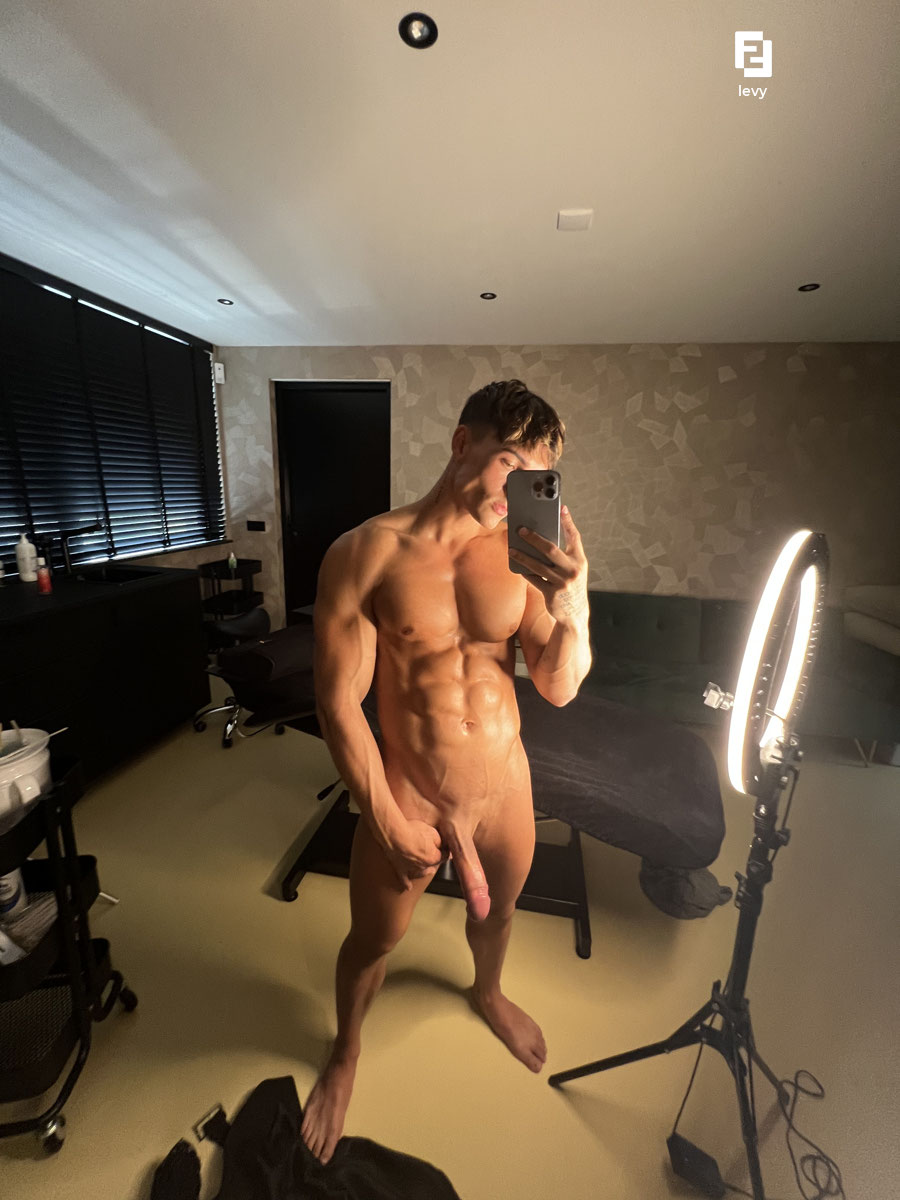 bubble butt cum Levy Van Wilgen pic leaks fullvideo Epic