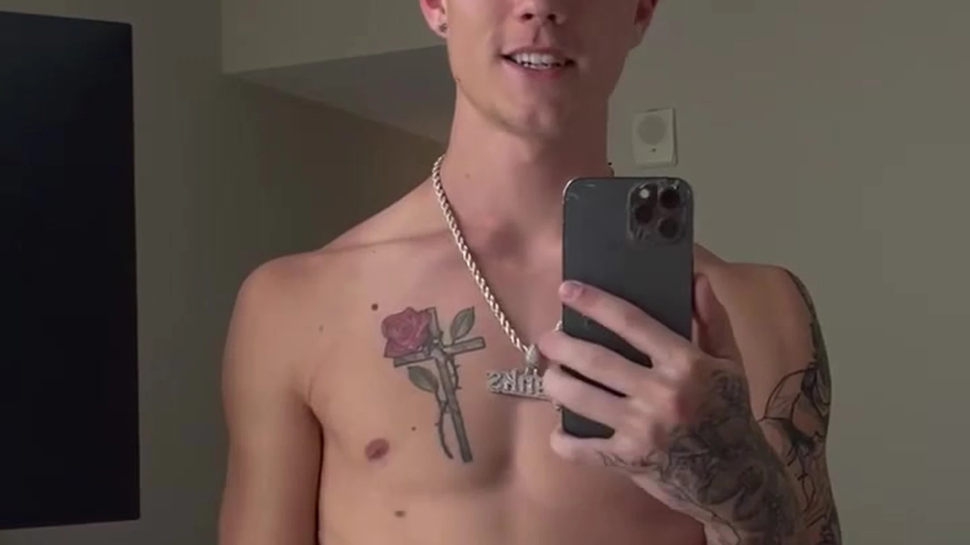 fuckboy Dirty Tyler Pauley cams EXPOSED Exposed