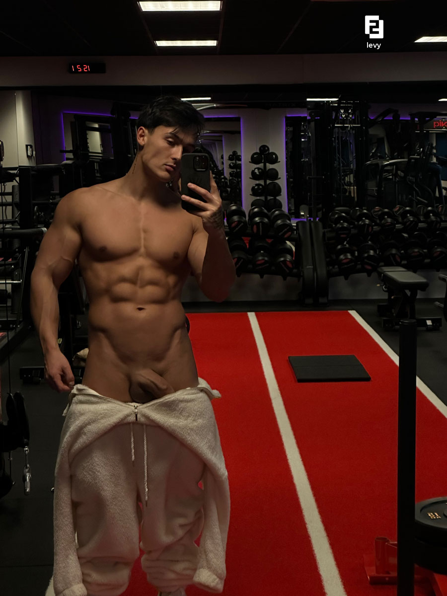 anal play levyvanwilgen nude porn leak