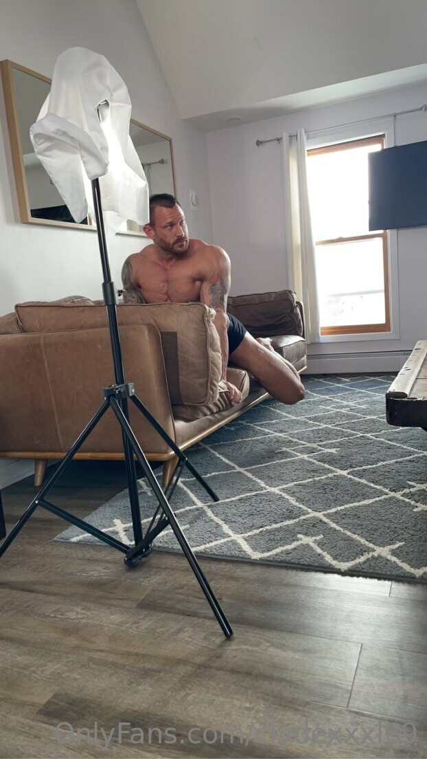 slutty babe muscle god clydexxxl69 Leak release
