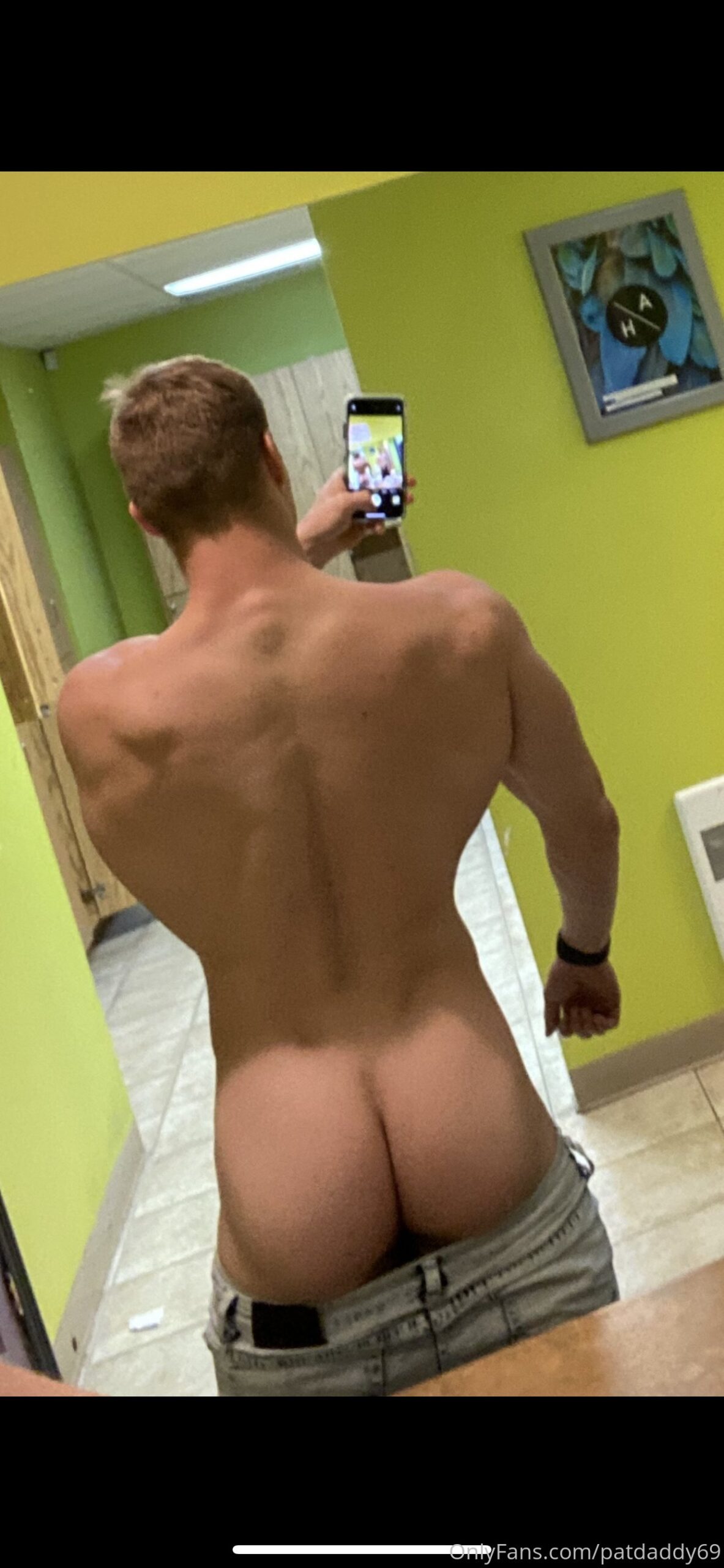 gorgeous bodybuilder patdaddy69 Fansly leaked