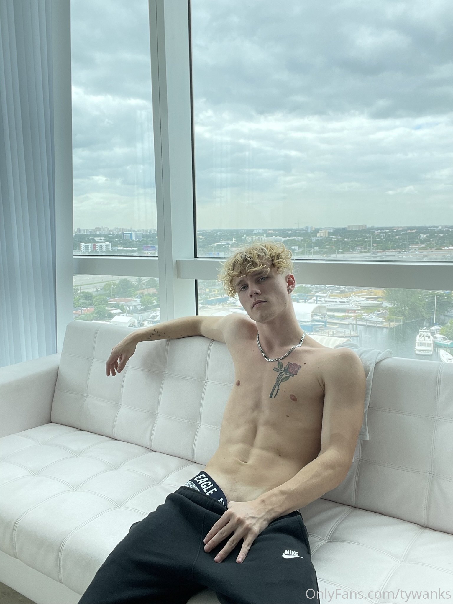 man bitch nasty troytempts sex Exclusive vid full Sensational