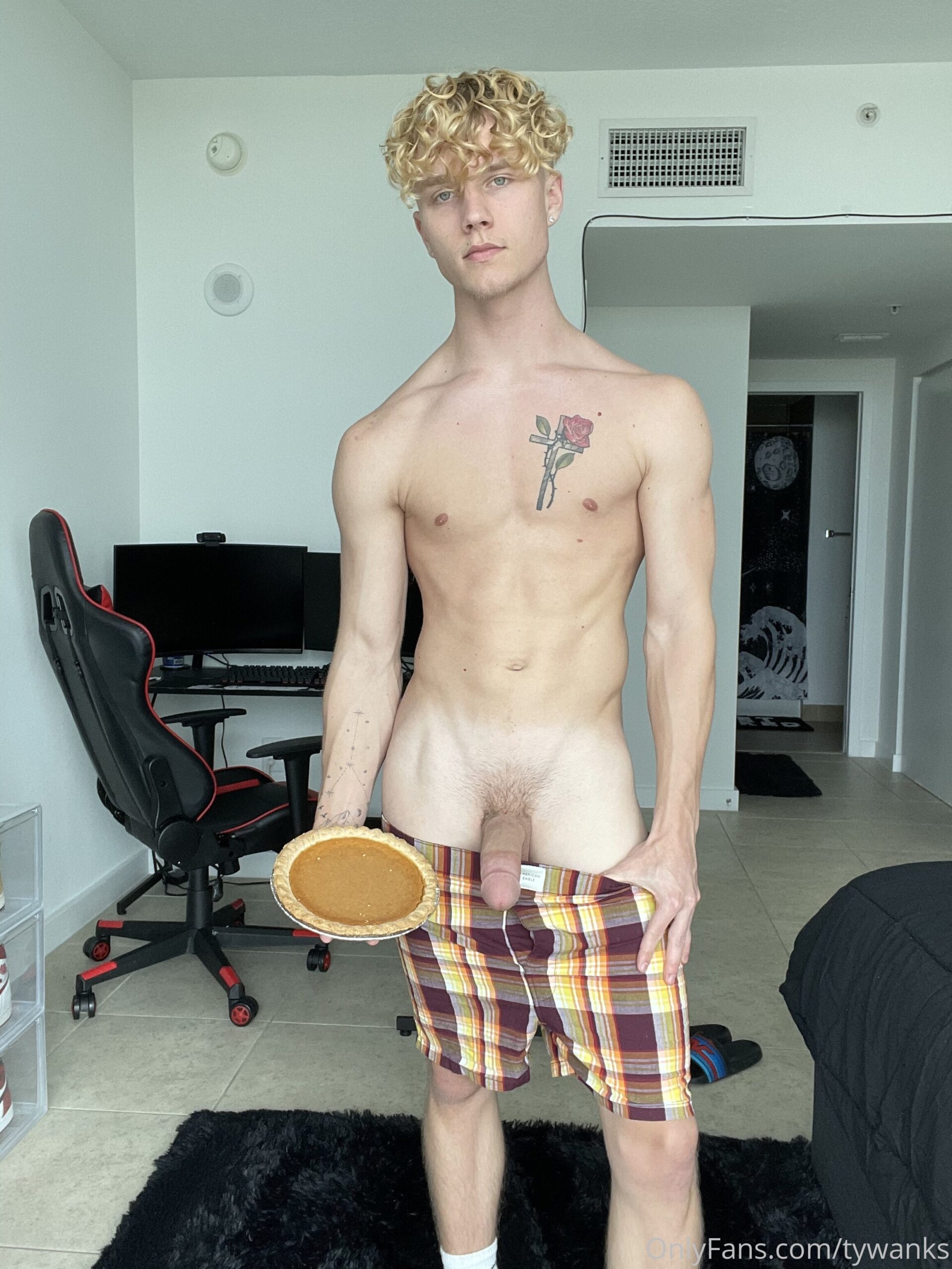 twinkish troytempts pic leak