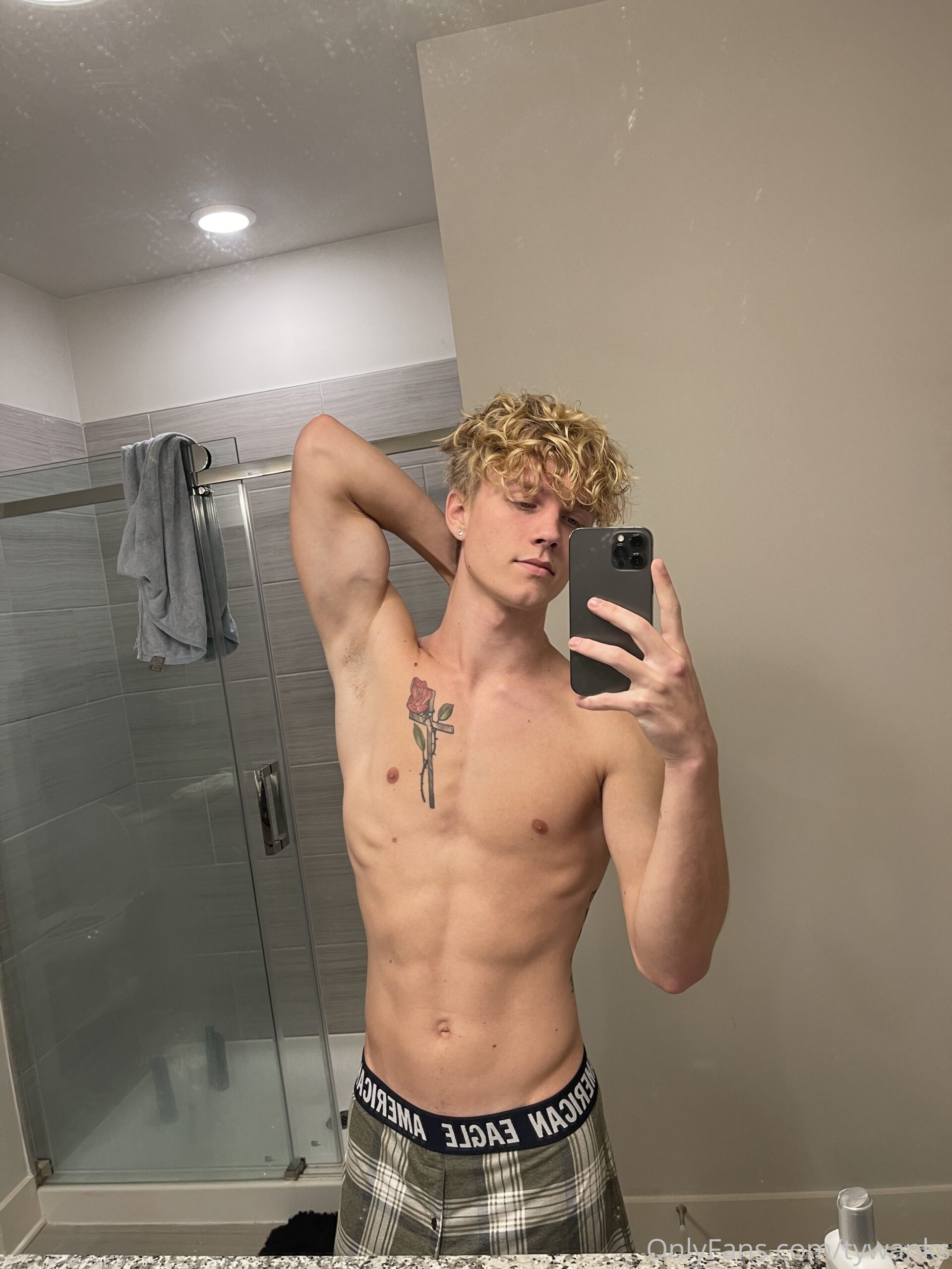 Capable jerking off sensual tywanks onlyfans leaked