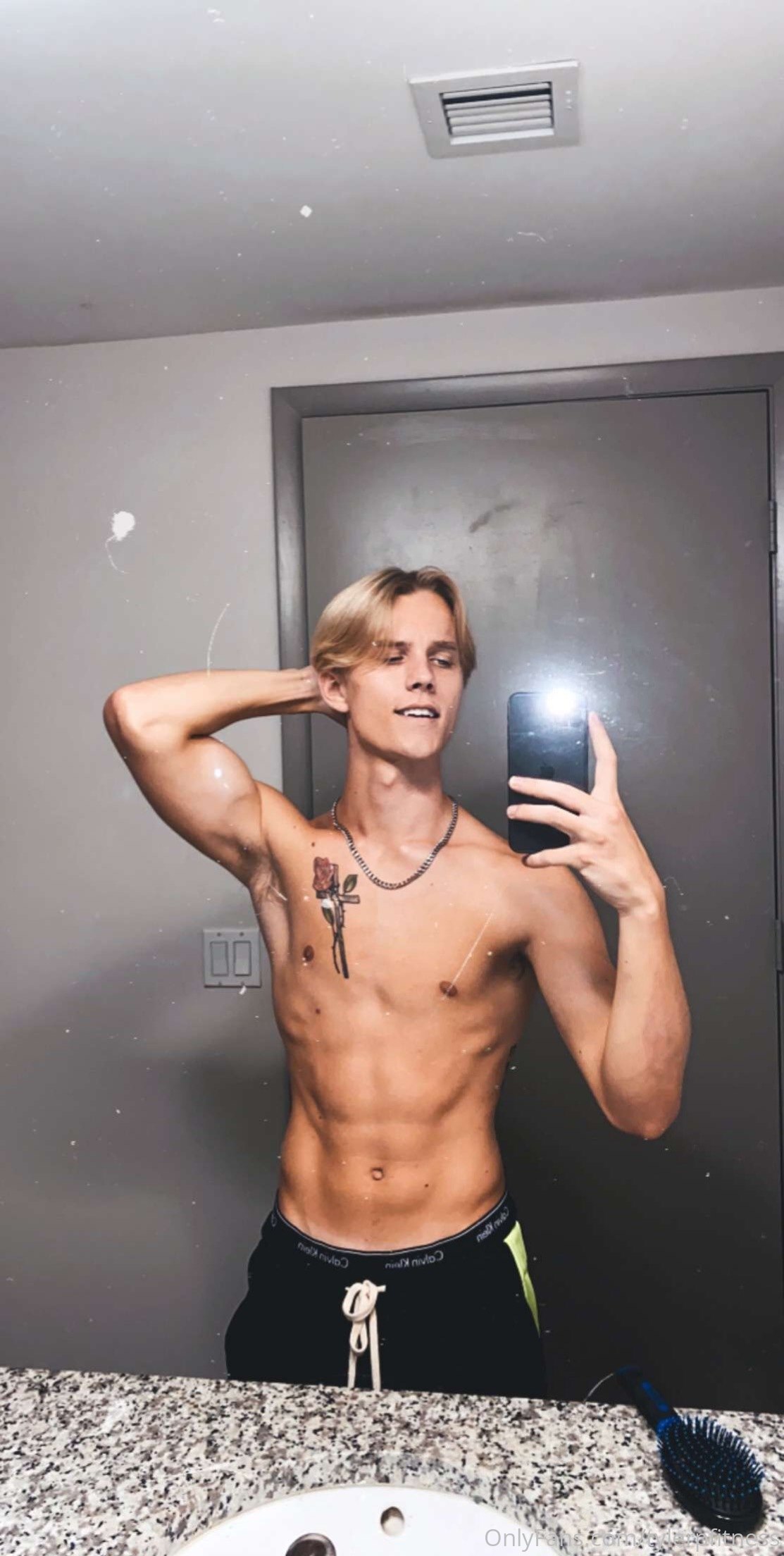 Sensational jock Tyler Pauley onlyfans nude gay slut