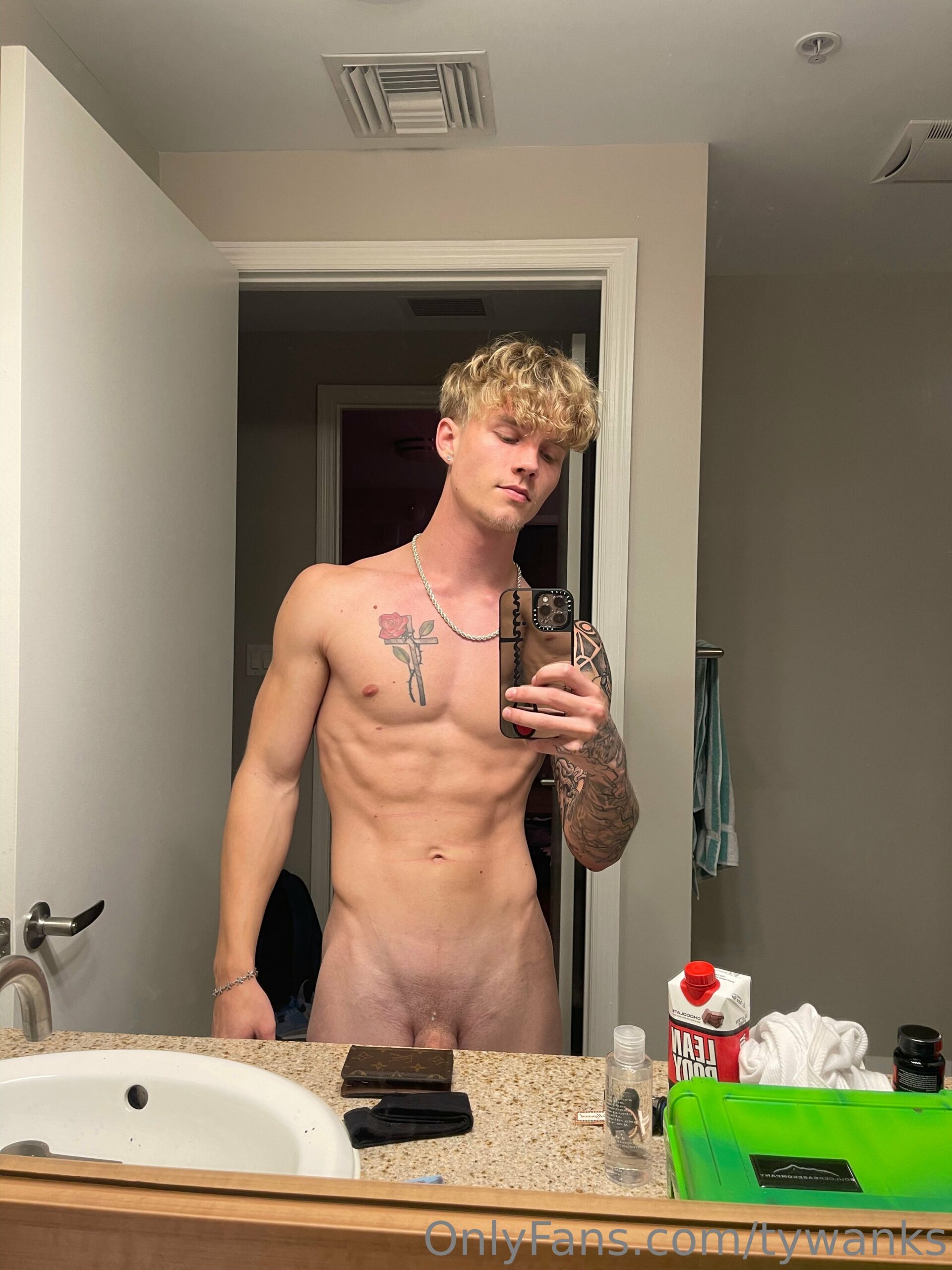 jock tywanks nude pic Sensational