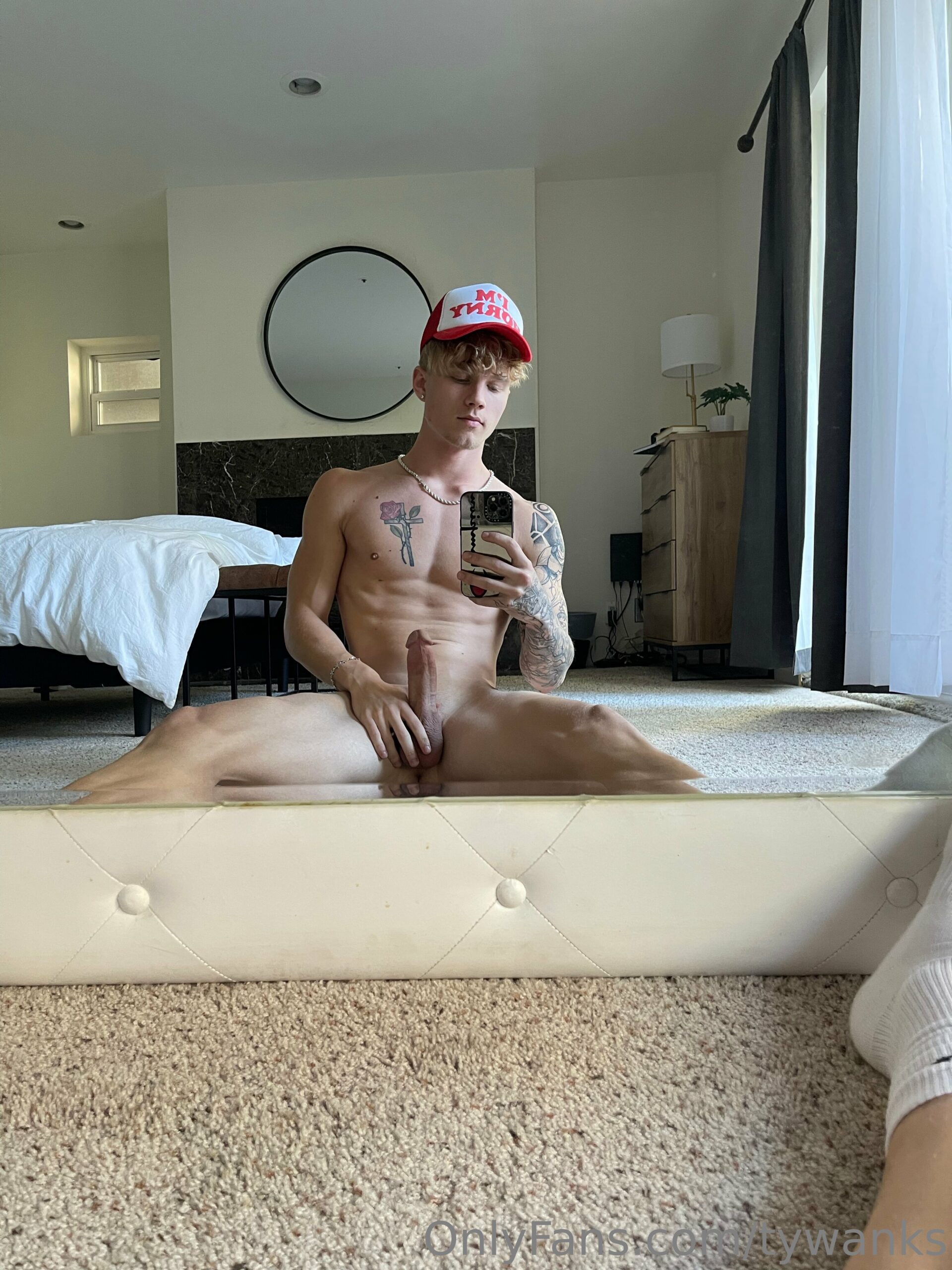 Epic muscled twinkish Tyler Pauley   video full