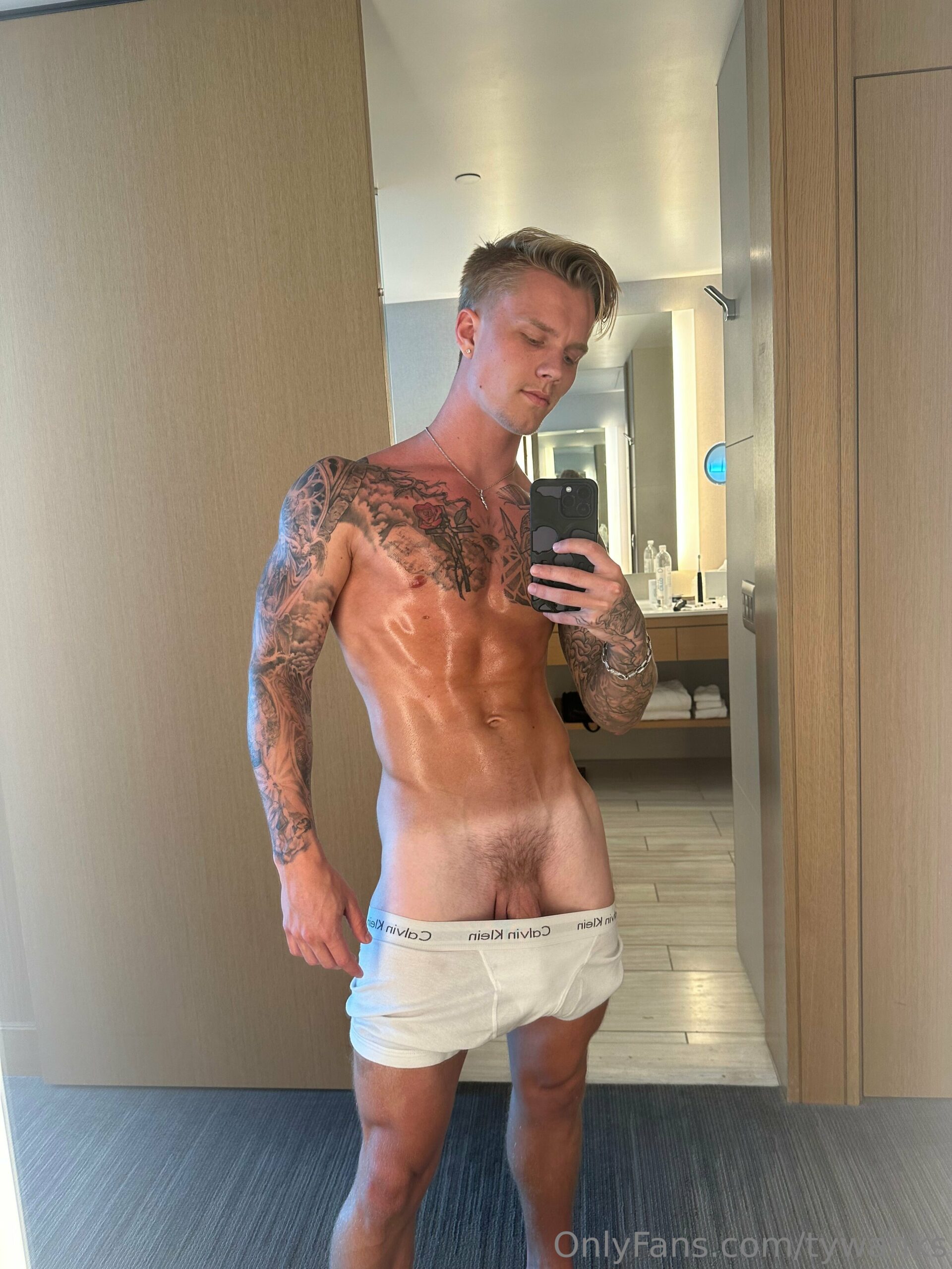 Epic hot nasty troytempts onlyfans leak pic