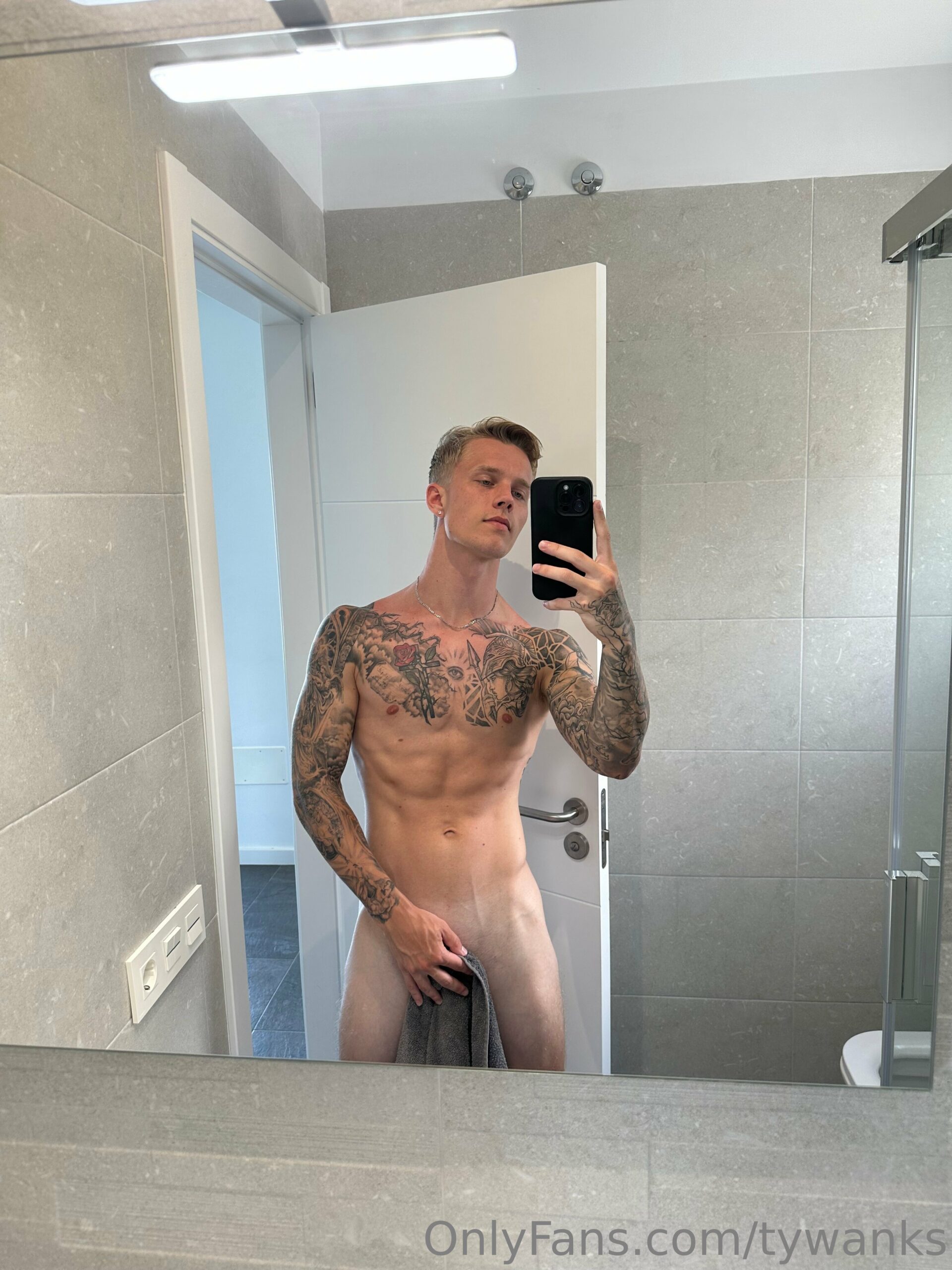 Sensational gorgeous sensual Tyler Pauley leaked onlyfans Full leaked video