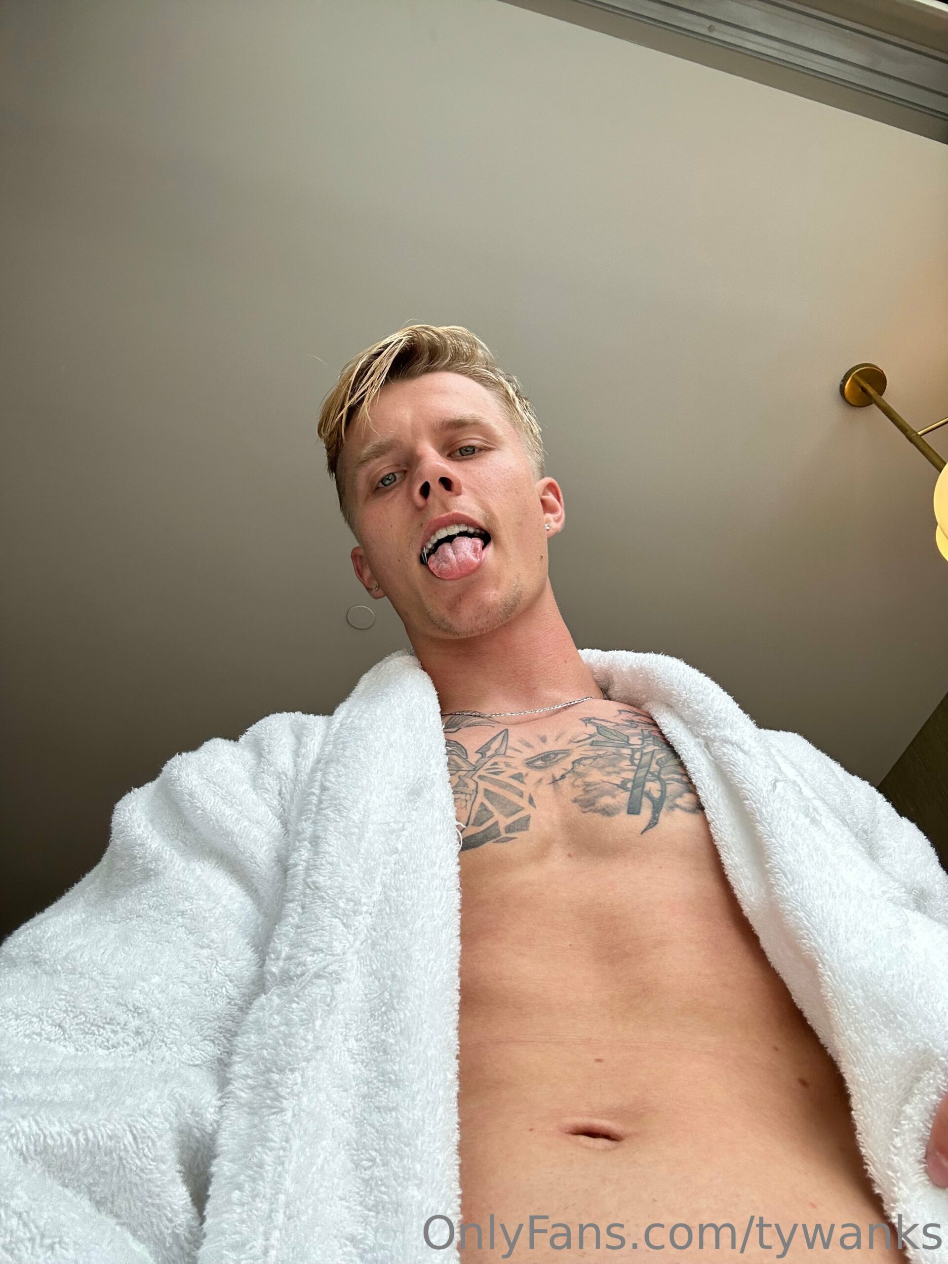 Considerate twinkish Tyler Pauley leaks OF Video Epic