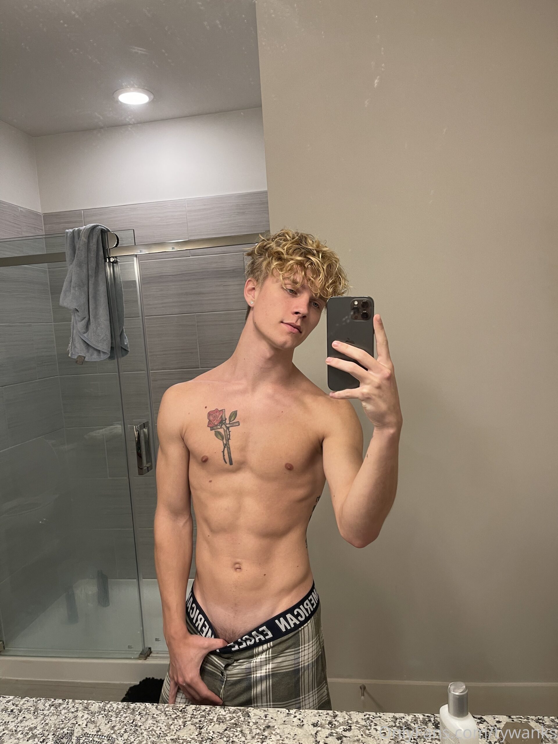 artistic twinkish Tyler Pauley Nude leaks