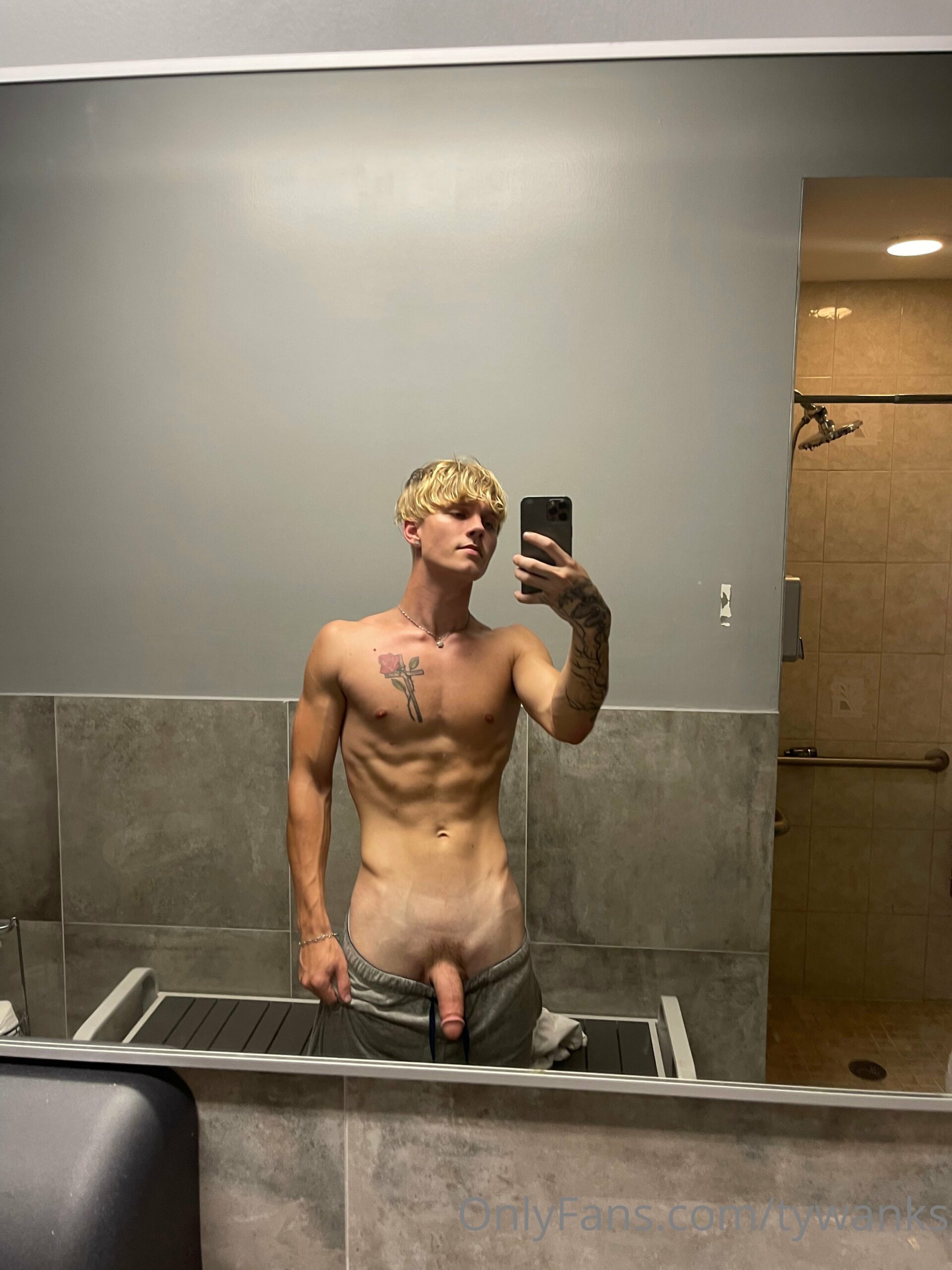 Exposed OF GUY twinkish tywanks leaked sextape PRIVATE