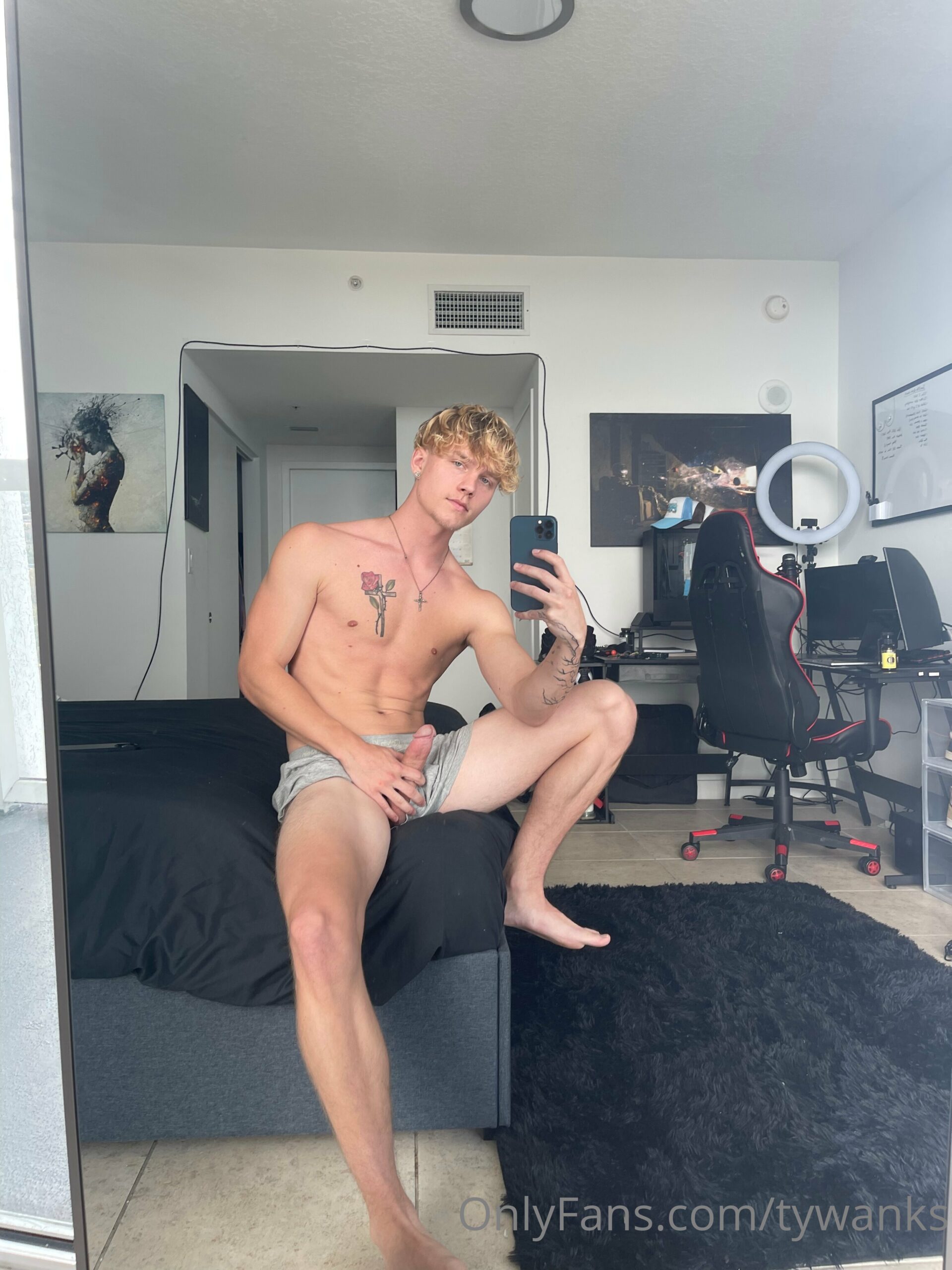 Confident  gooning sensual troytempts nudes free