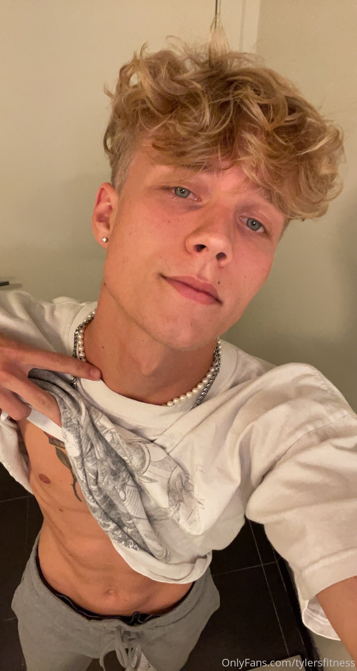 sensual troytempts onlyfans leaks pic