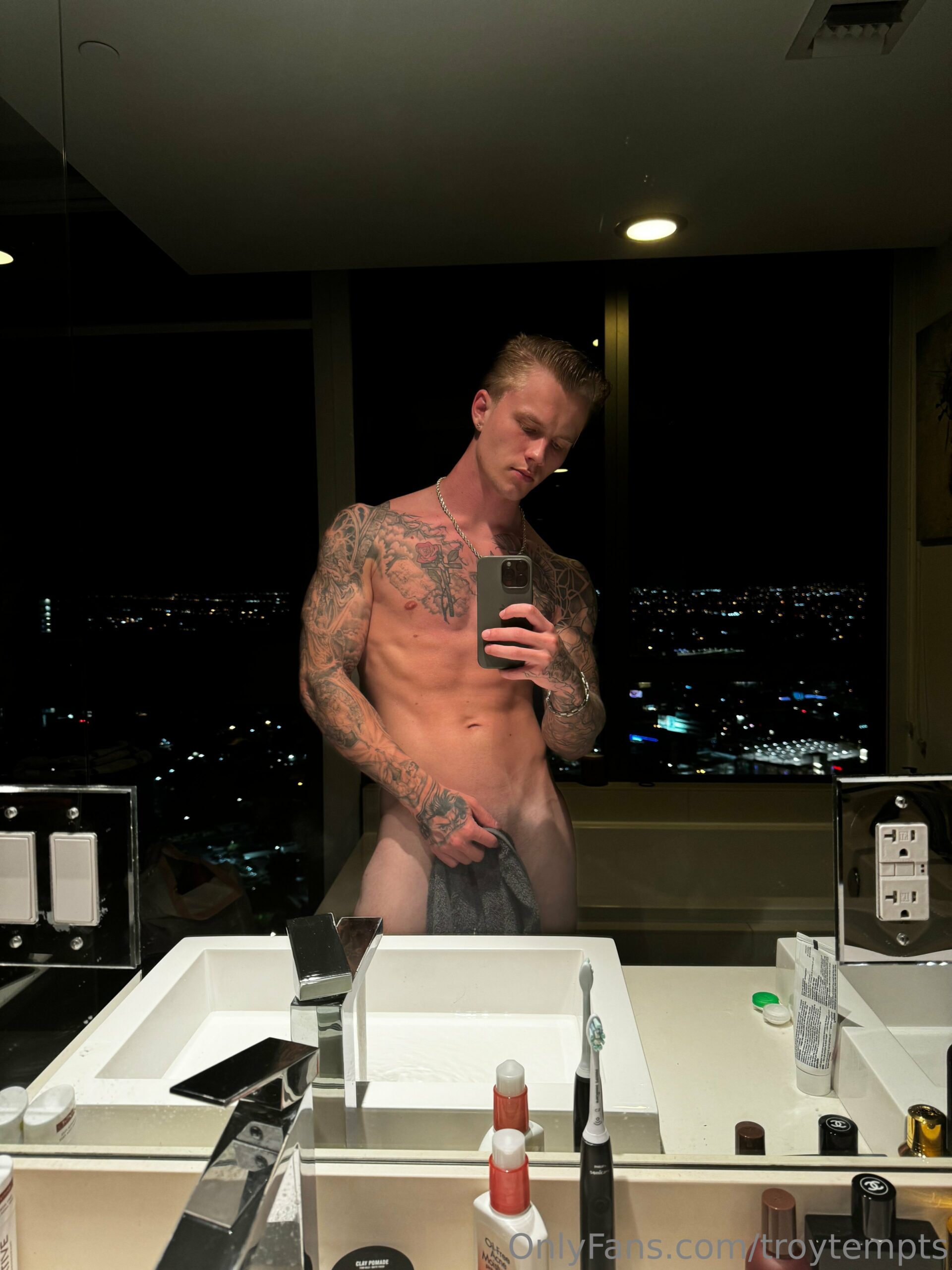 manly twinkish troytempts sextape Sensational