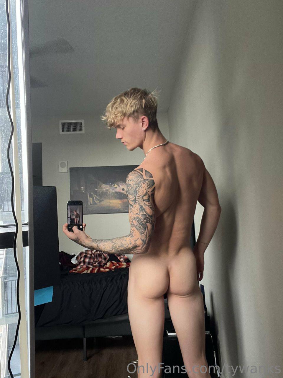 Sensational sensual Tyler Pauley onlyfans nudes