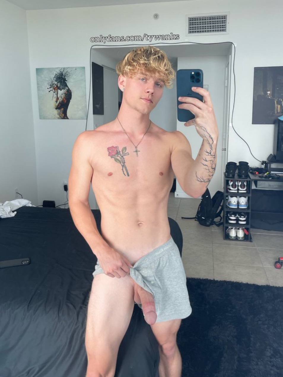 pervy sensual tywanks nude pic
