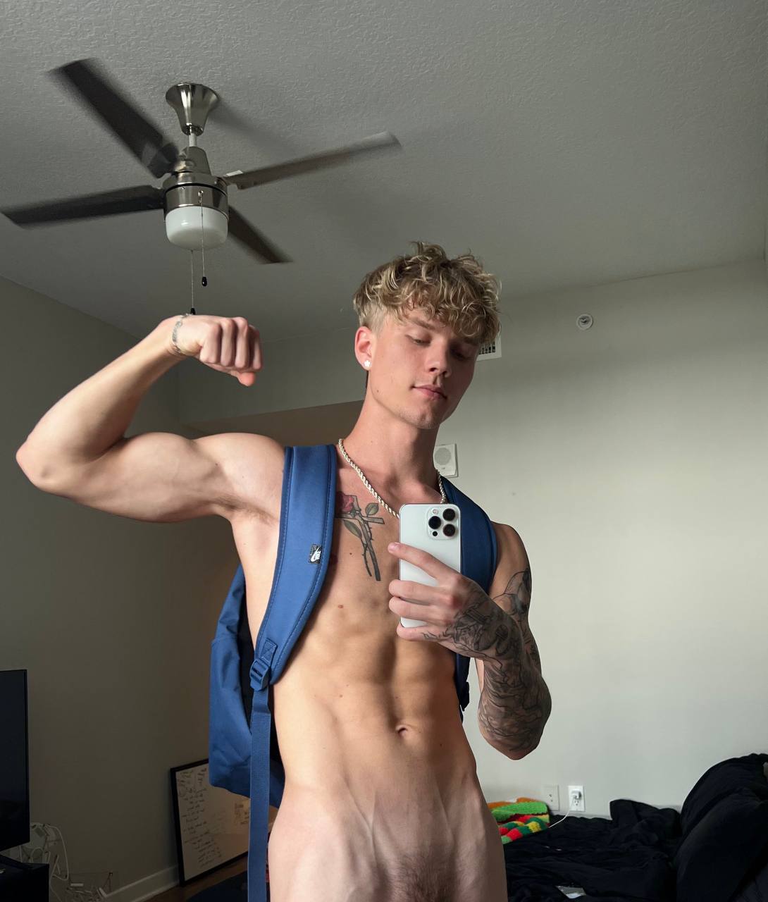 BABE pleasuring himself jock troytempts