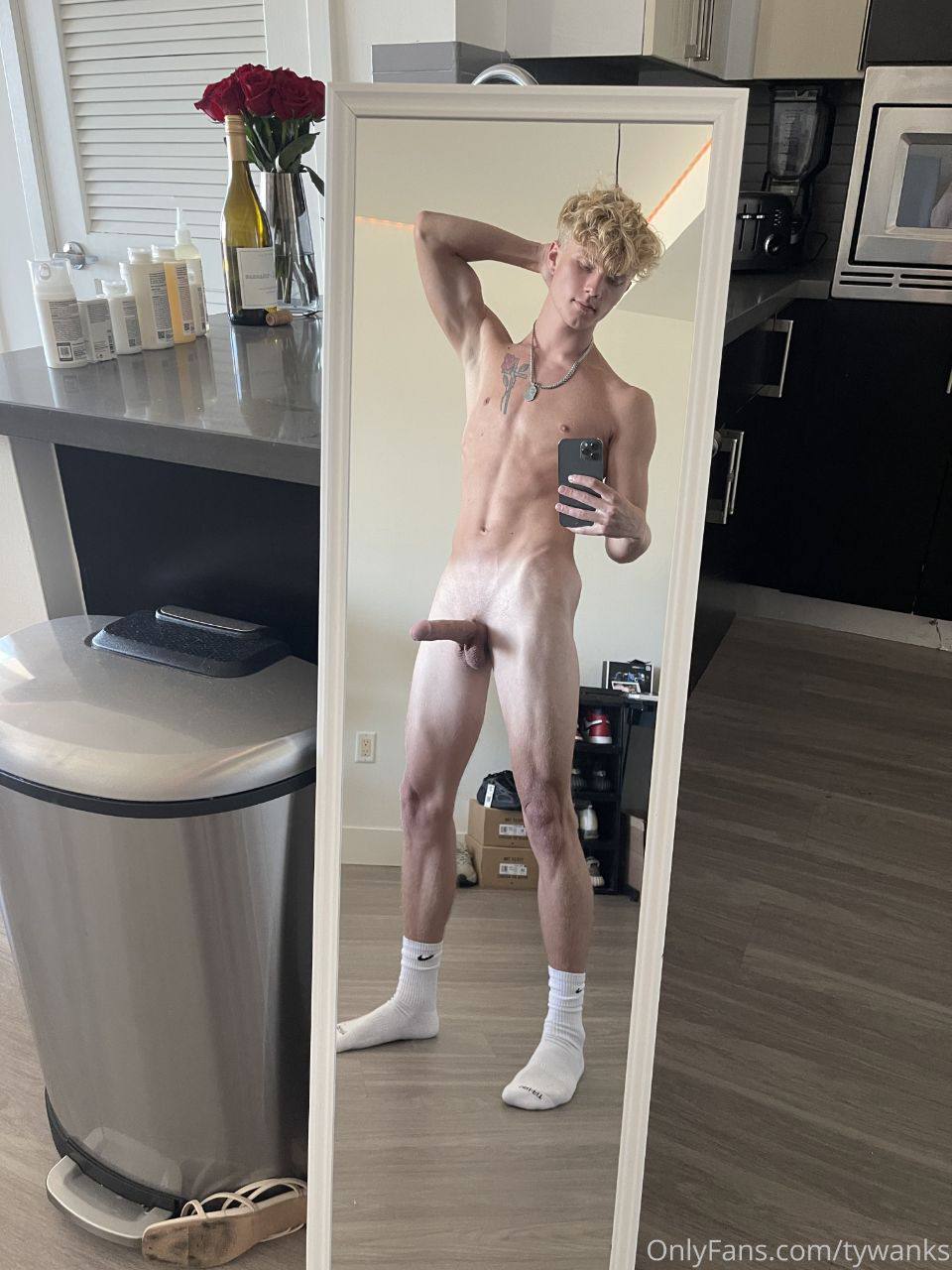 Sensational slutty boy bitch jock tywanks nude porn leak
