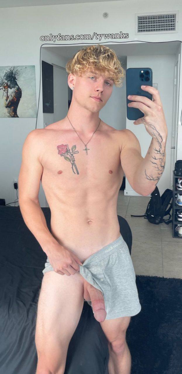 Sensational attractive twinkish troytempts Nude onlyfans