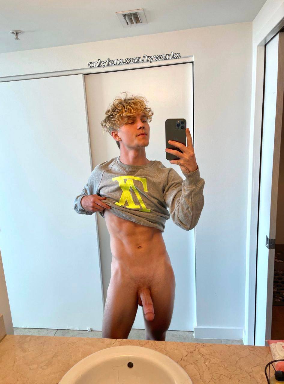 twinkish tywanks   Exposed